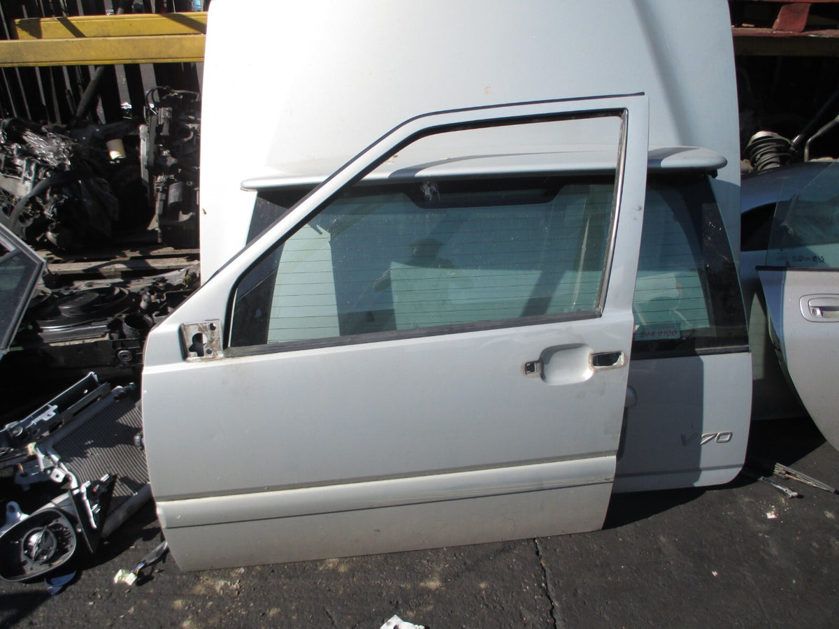VOLVO V70 2000 NSF PASSENGER SIDE LEFT BARE DOOR SILVER