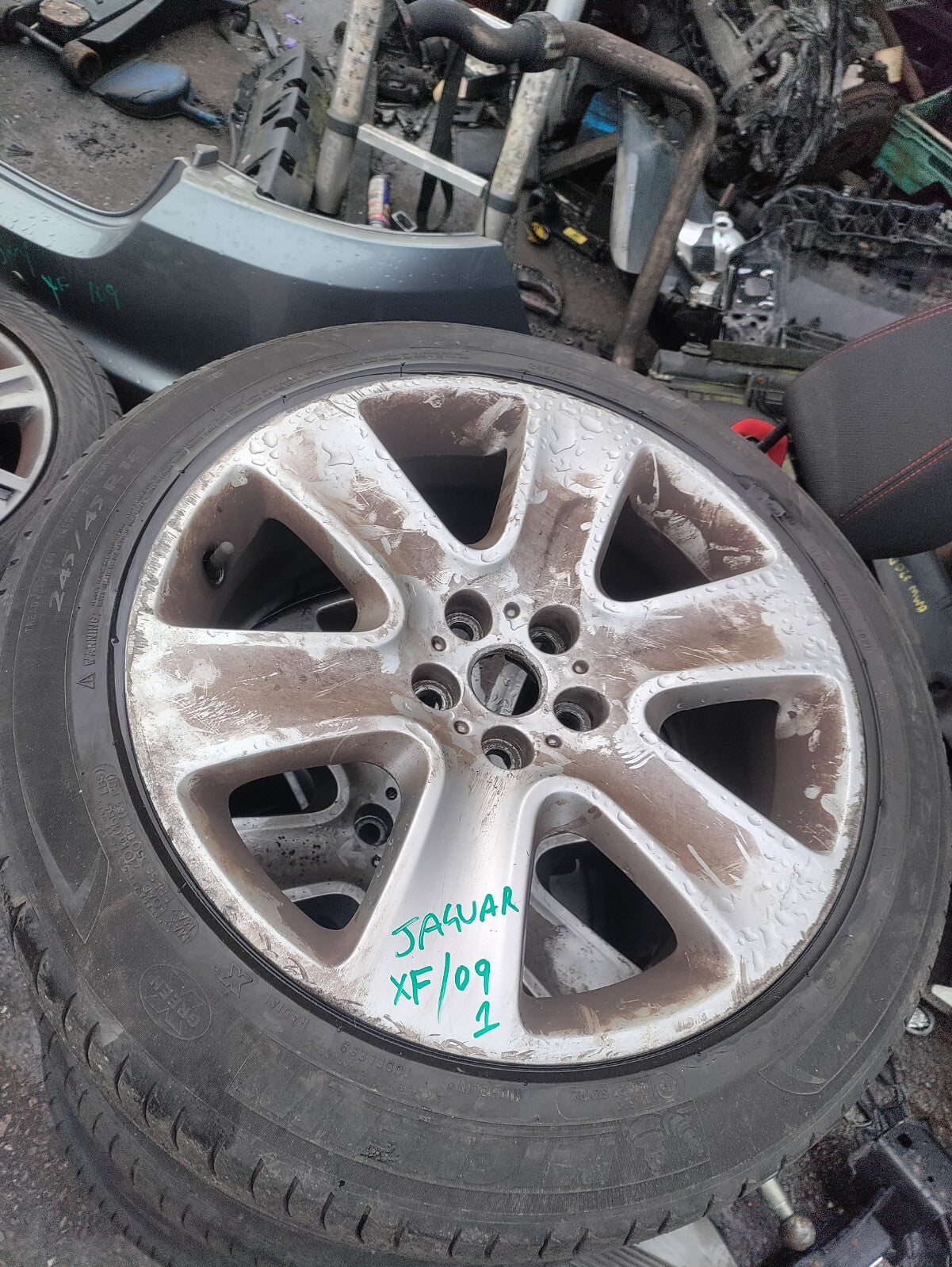 2009 JAGUAR XF X250 18 INCH ALLOY WHEEL WITH TYRE 245/45R18 REF 1