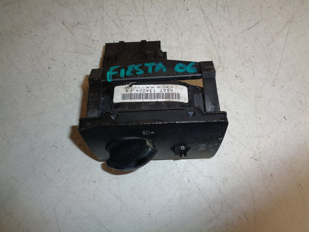 FORD FIESTA MK6 2006 HEADLIGHT & FOG LIGHT CONTROL SWITCH 6S6T13A024FA