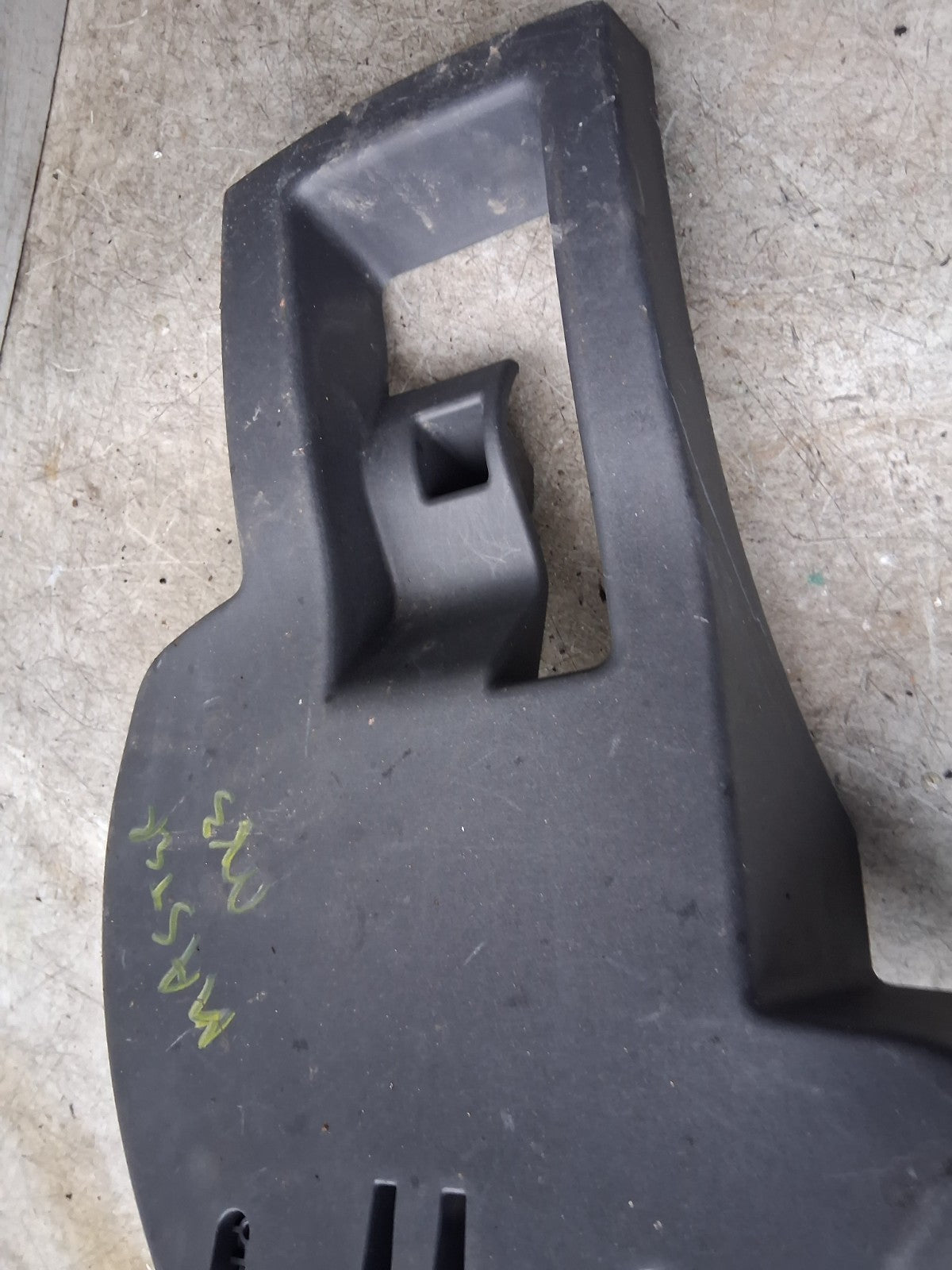 2020 RENAULT MASTER MK3 STEERING COLUMN COWL TRIM 484724378R