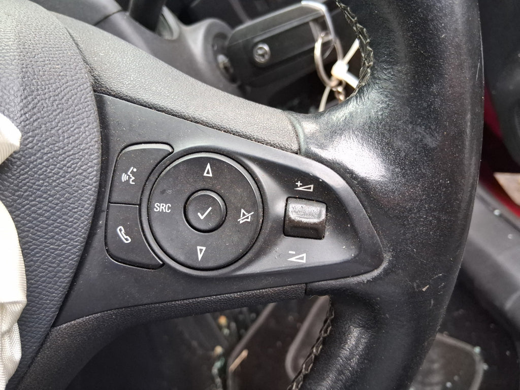 2020 VAUXHALL CORSA F MULTIFUNCTION LEATHER STEERING WHEEL