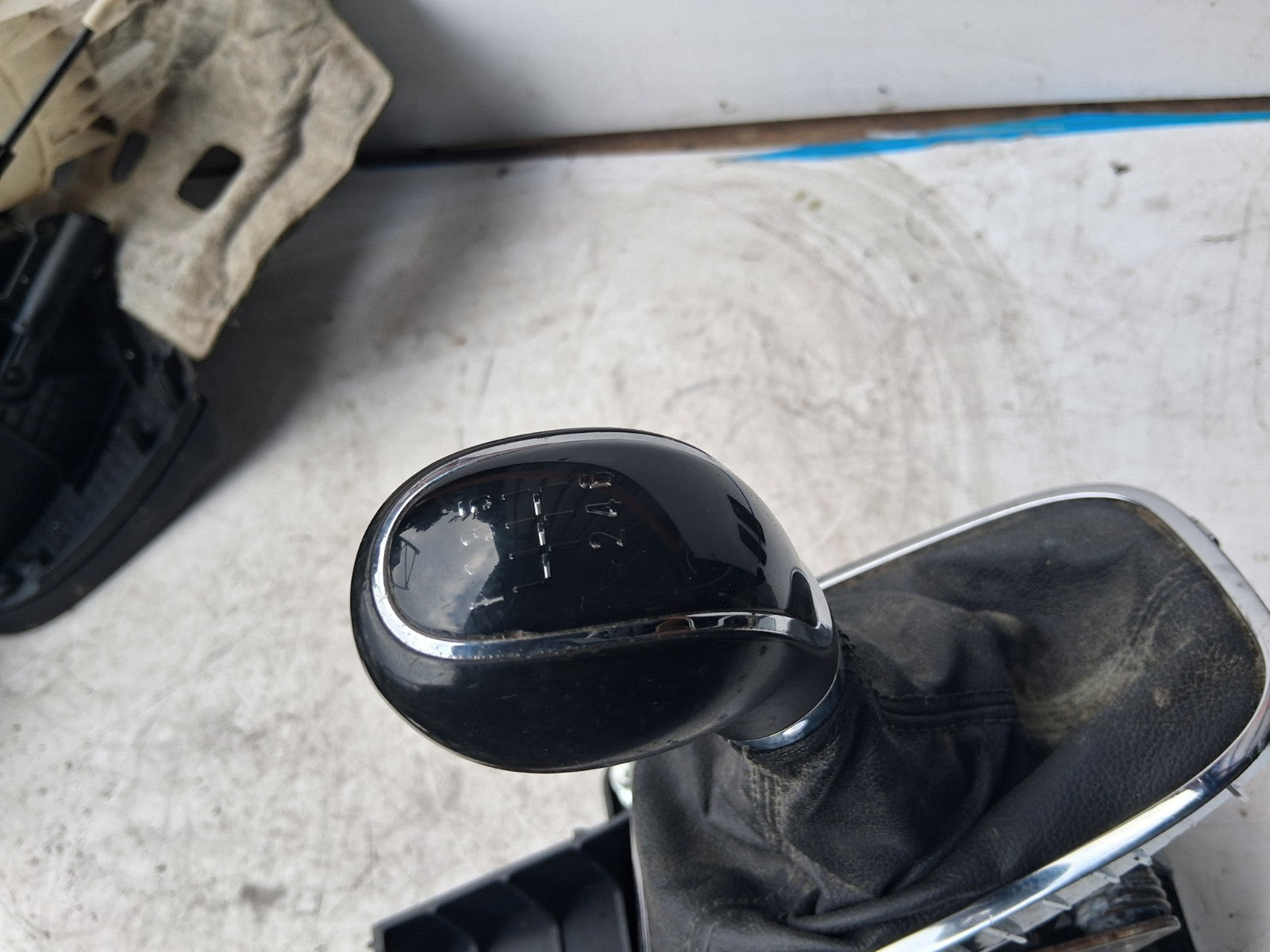 2013 VAUXHALL ASTRA J GEAR STICK GEAR SHIFTER GEAR LEVER