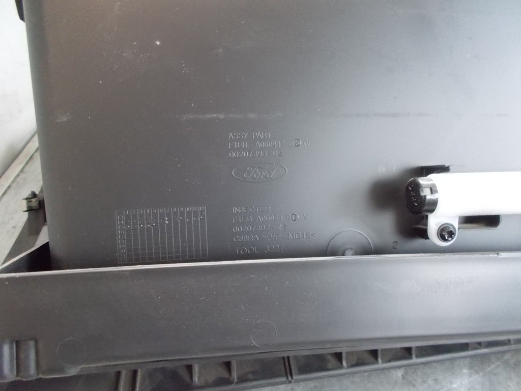 FORD FOCUS MK3 GLOVE BOX F1EBA06044