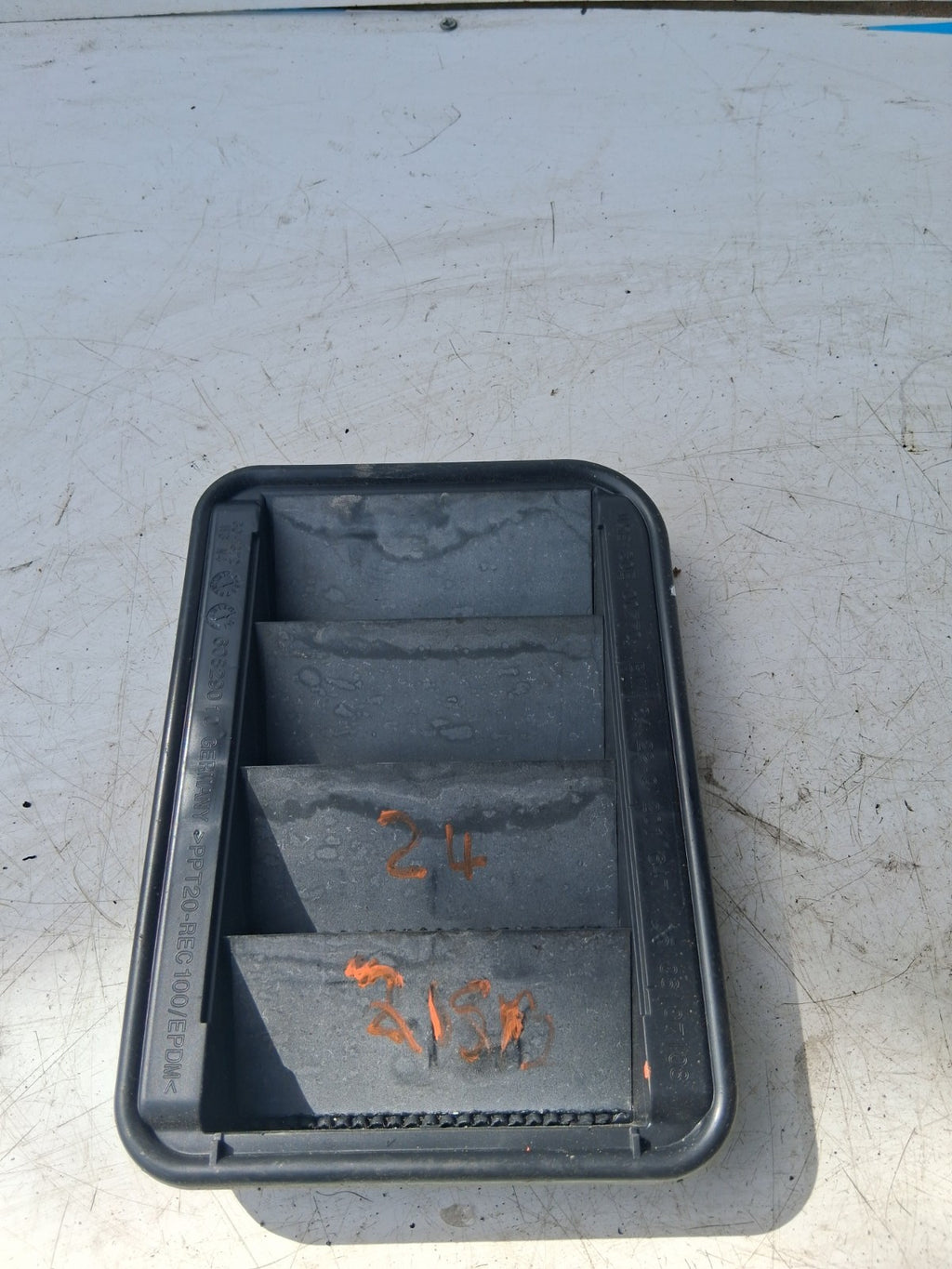2024 BMW 2 SERIES BODY VENTILATION GRILLE 30E00770