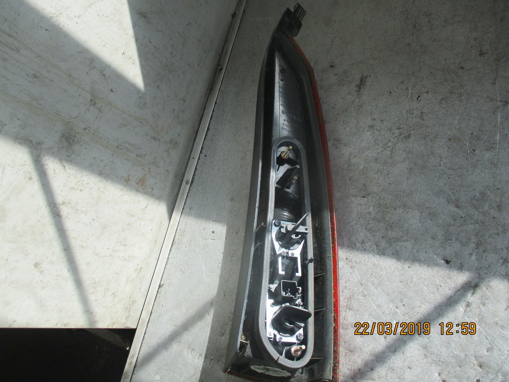 VOLVO V70 2001 NSR PASSENGER SIDE REAR UPPER LIGHT TAIL LIGH T2DB008217-01