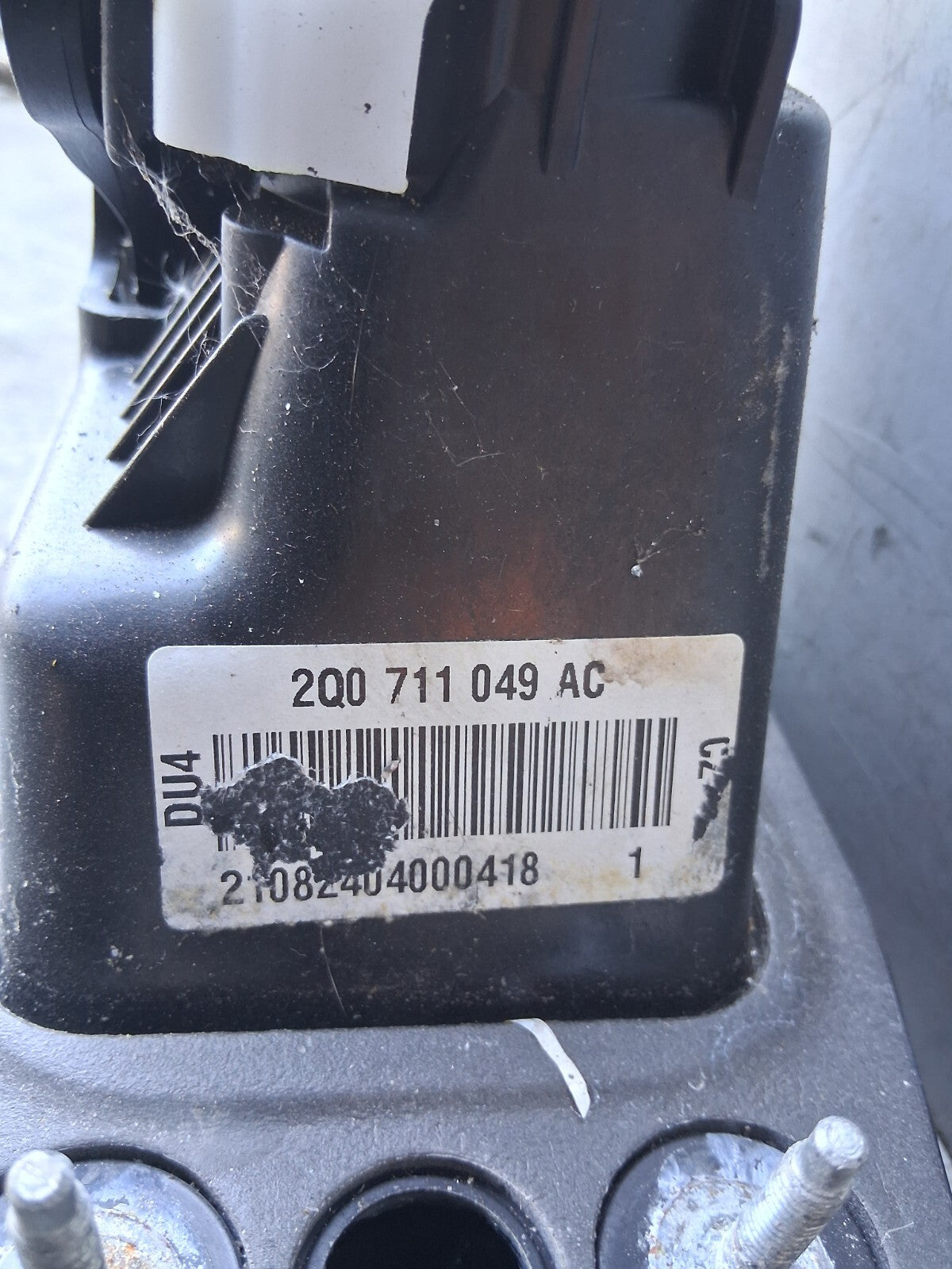2021 VOLKSWAGEN T CROSS GEAR STICK GEAR SHIFTER GEAR LEVER 2Q0711049