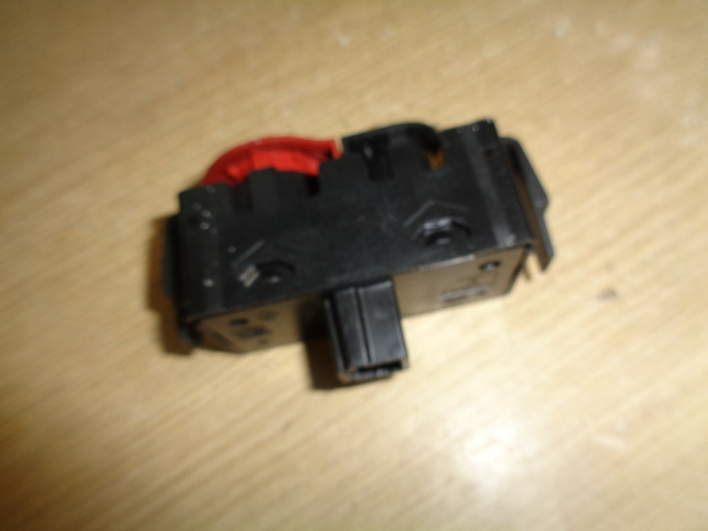 RENAULT KANGOO WARNING HAZARD LIGHTS 252105246RA