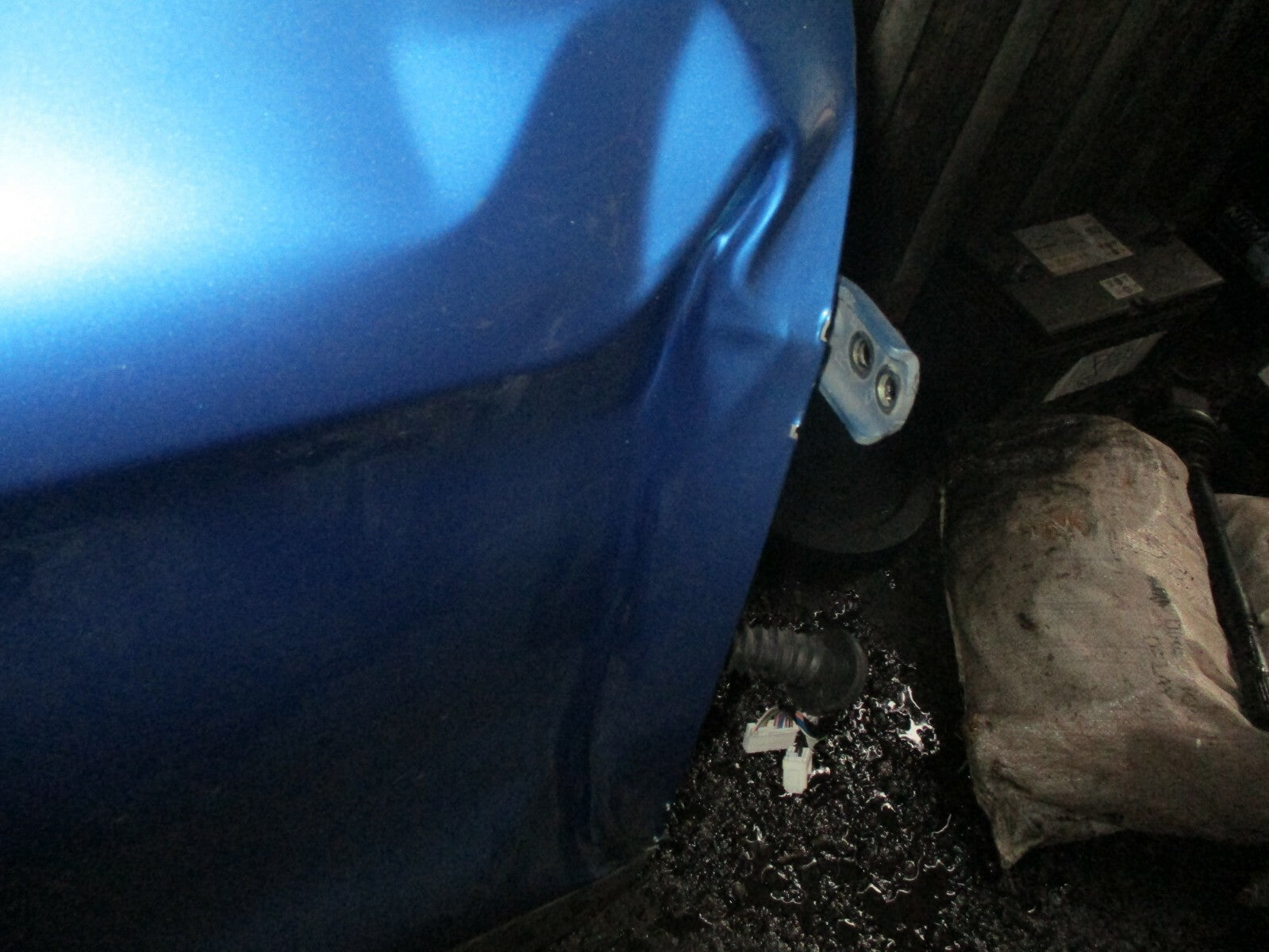 NISSAN QASHQAI J11 MK2 OSF DRIVER SIDE FRONT DOOR COMPLETE FAAJ11 DAMAGED