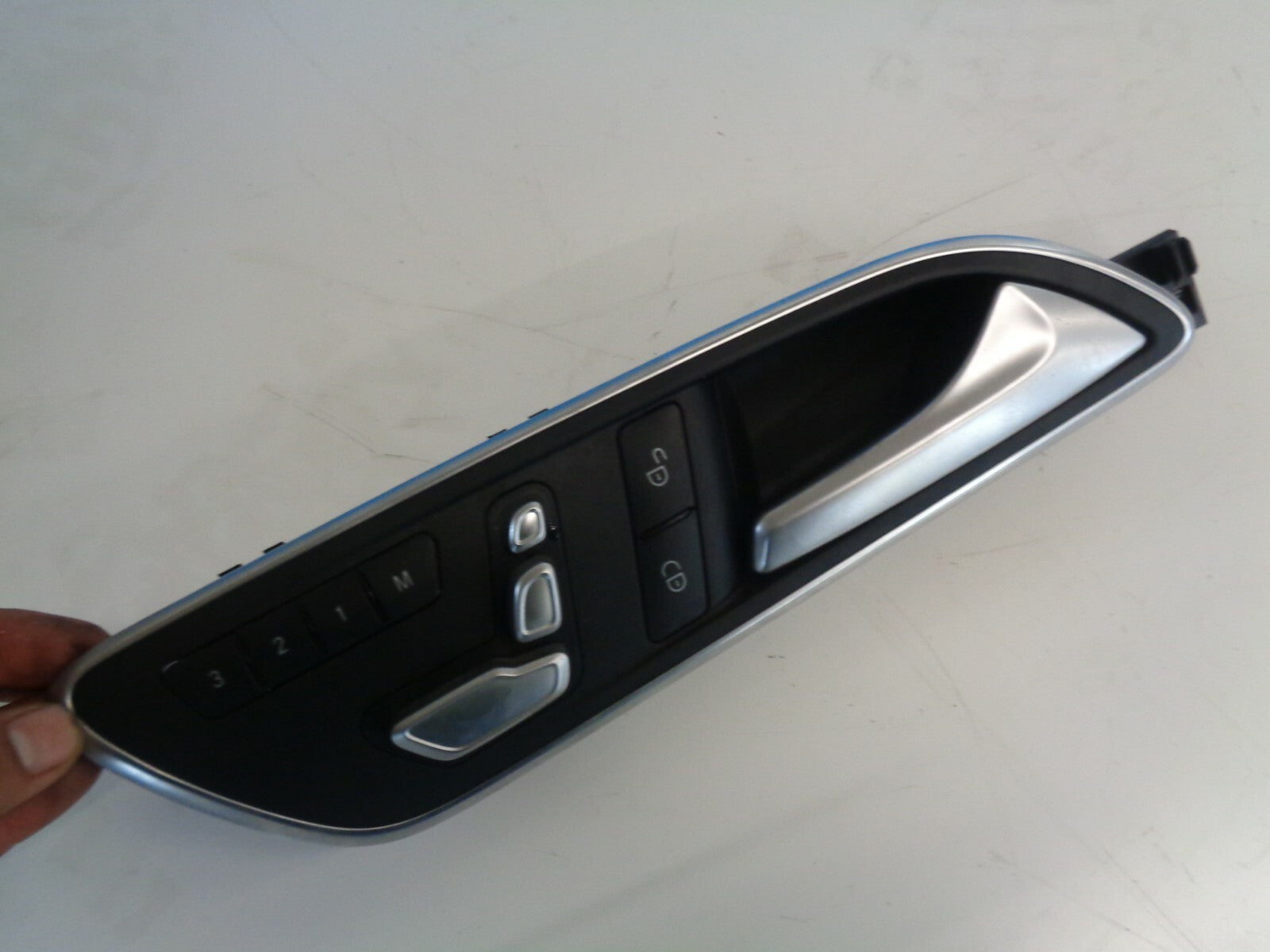 MERCEDES BENZ A-CLASS 2018 W176 A200D AMG LINE OS DRIVER FRONT WINDOW SWITCH