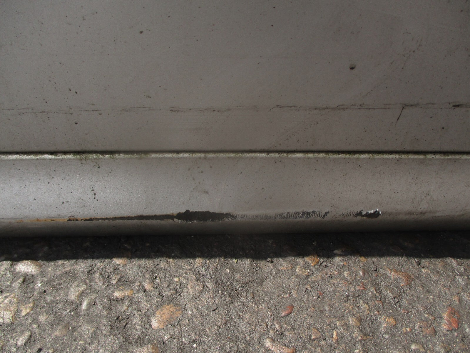 2006 AUDI A4 B7 OSF DRIVER SIDE FRONT RIGHT DOOR LY7W SILVER