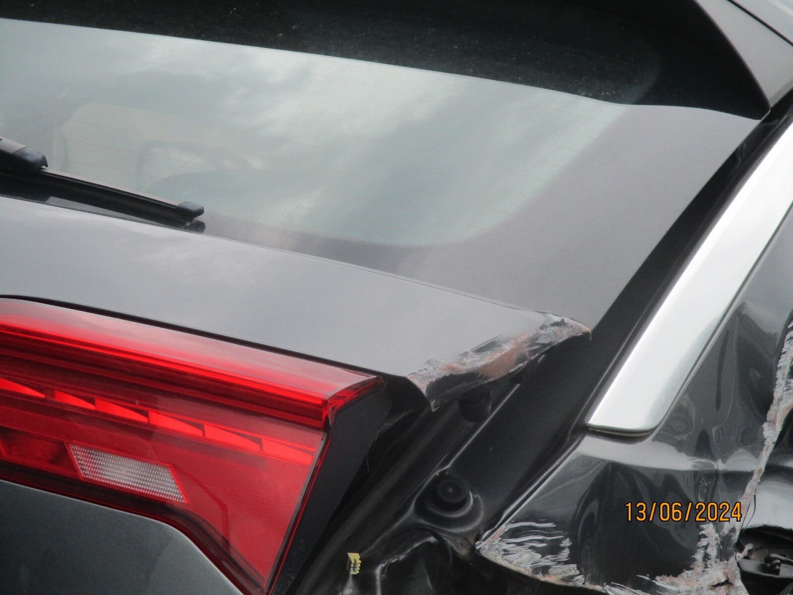 2020 VW VOLKSWAGEN T ROC REAR BARE TAILGATE BOOTLID INDIUM GREY MET DAMAGED
