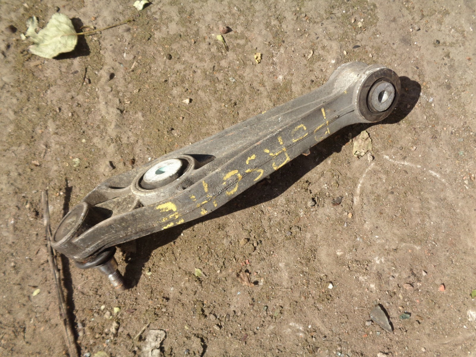 PORSCHE BOXSTER 3.2 2002 NSR OS DRIVER OR PASSENGER REAR CONTROL ARM 99634134106