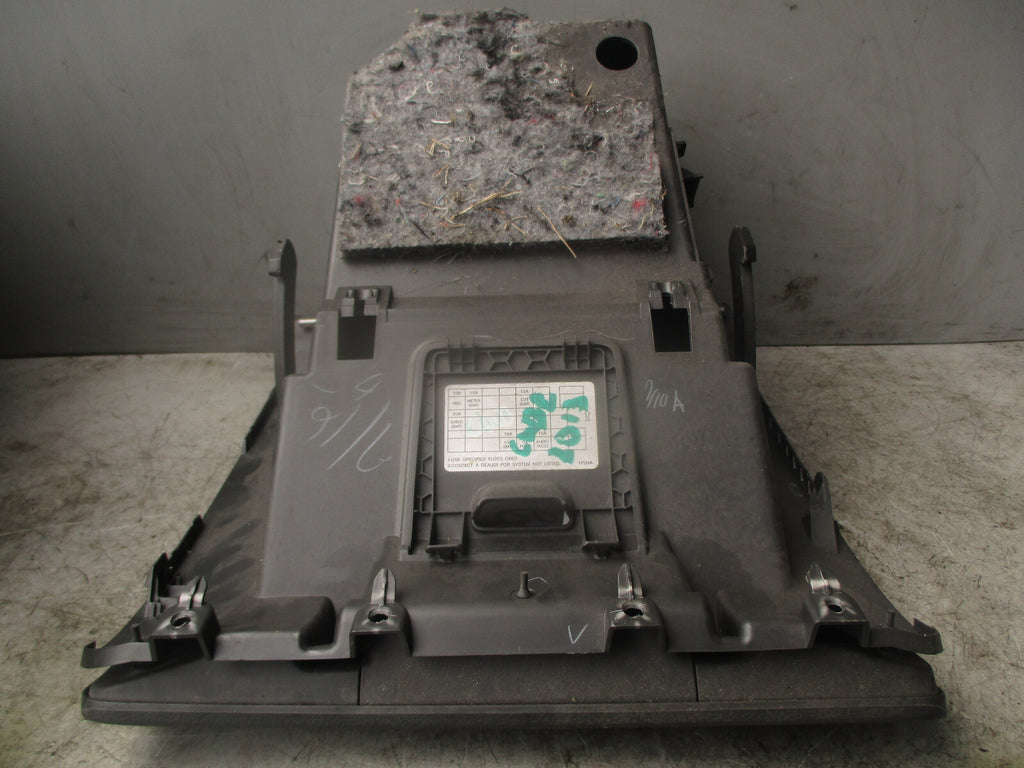 2013 NISSAN CUBE PASSENGER SIDE GLOVE BOX