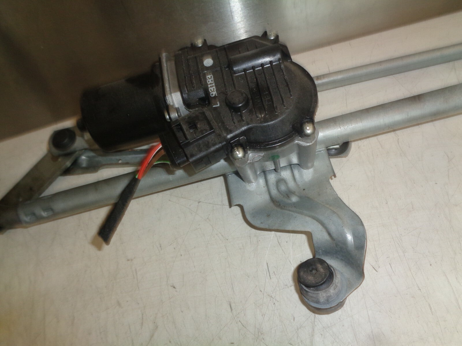 VW VOLKSWAGEN TIGUAN 2019 FRONT WINDSCREEN WIPER MOTOR LINKAGE 5NC955023A