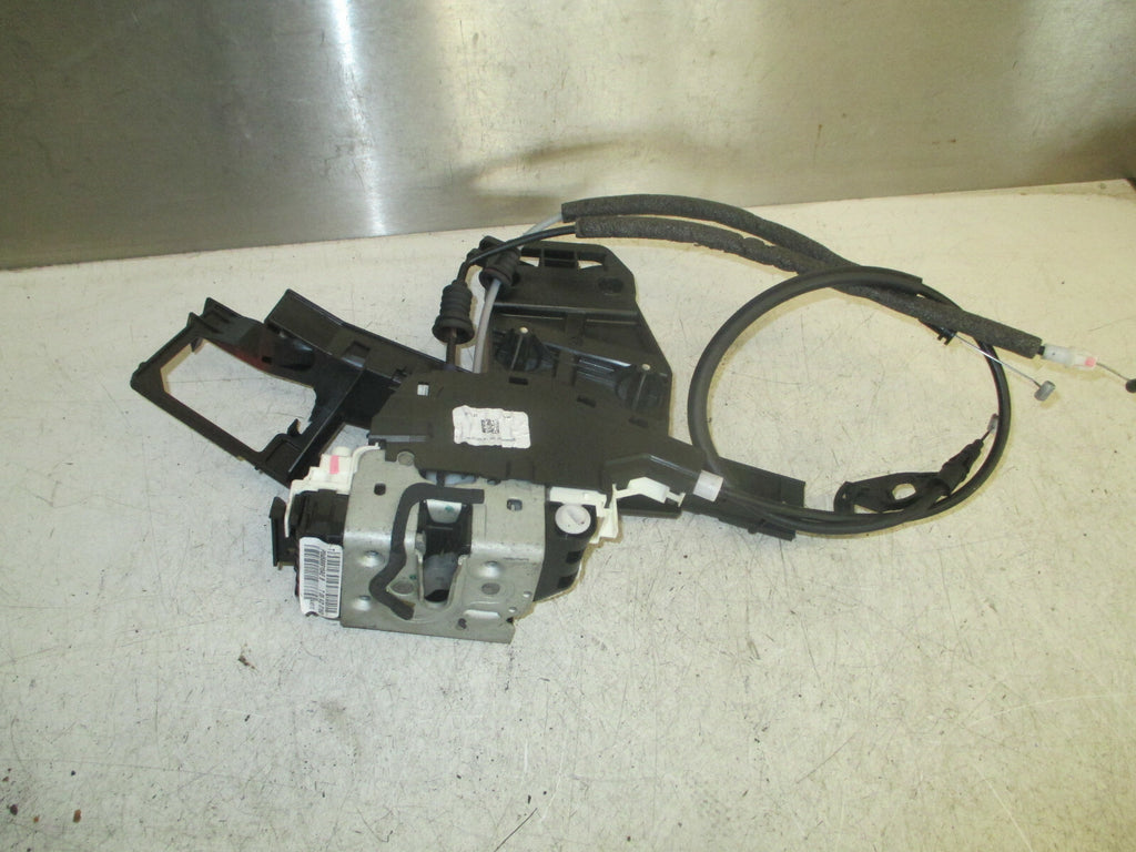 JEEP COMPASS MK2 2020 NSR PASSENGER SIDE REAR DOOR LOCK & HANDLE BRACKET
