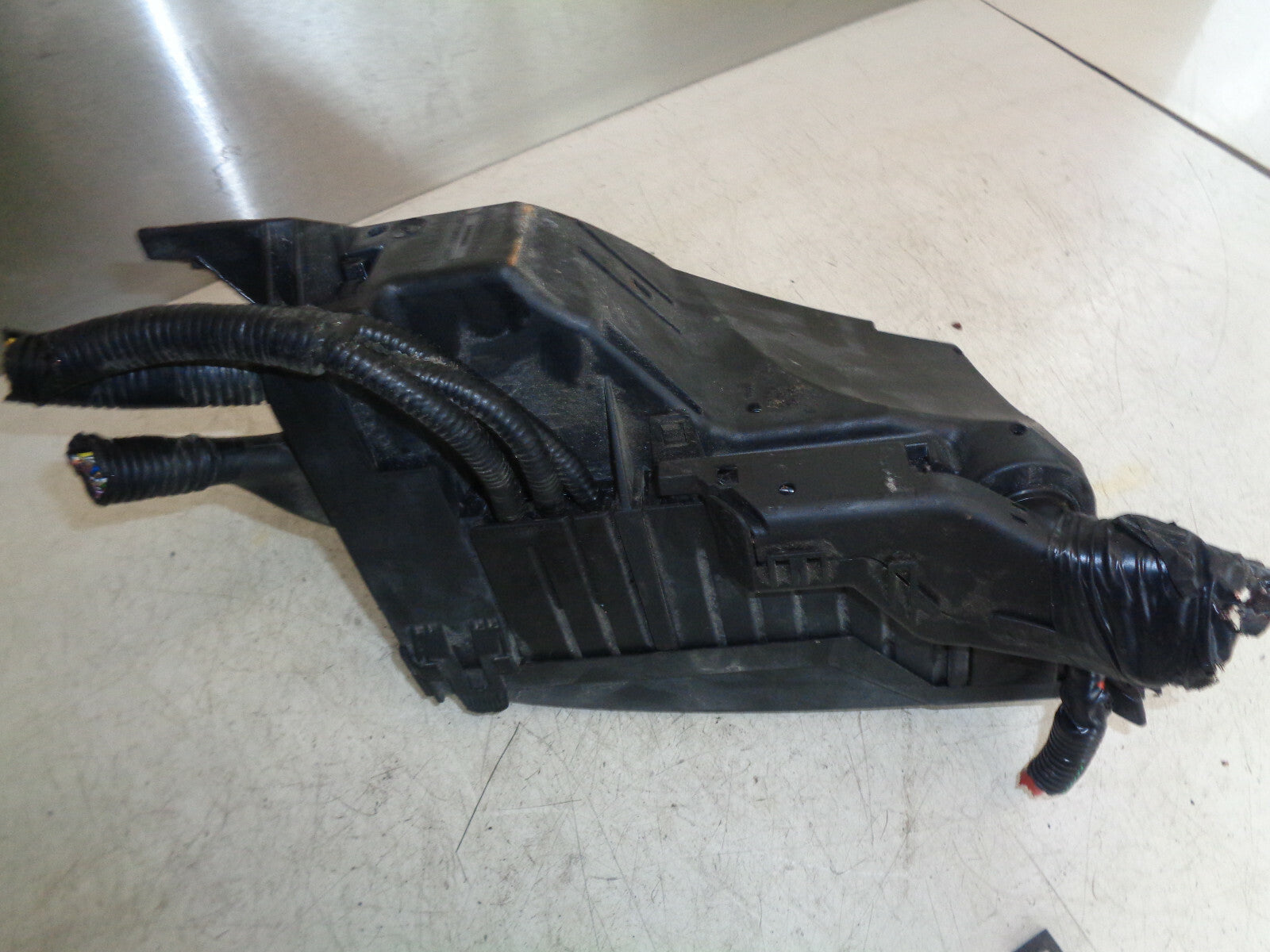 FORD MONDEO MK4 2014 2.0 DIESEL ENGINE FUSE BOX RELAY 6G9T14A067AB