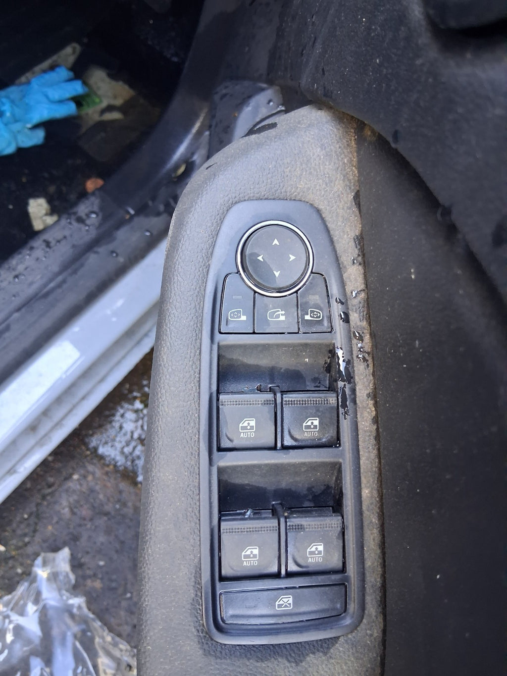 2024 RENAULT CLIO FACELIFT MK5 OSF DRIVER SIDE FRONT RIGHT WINDOW CONTROL SWITCH
