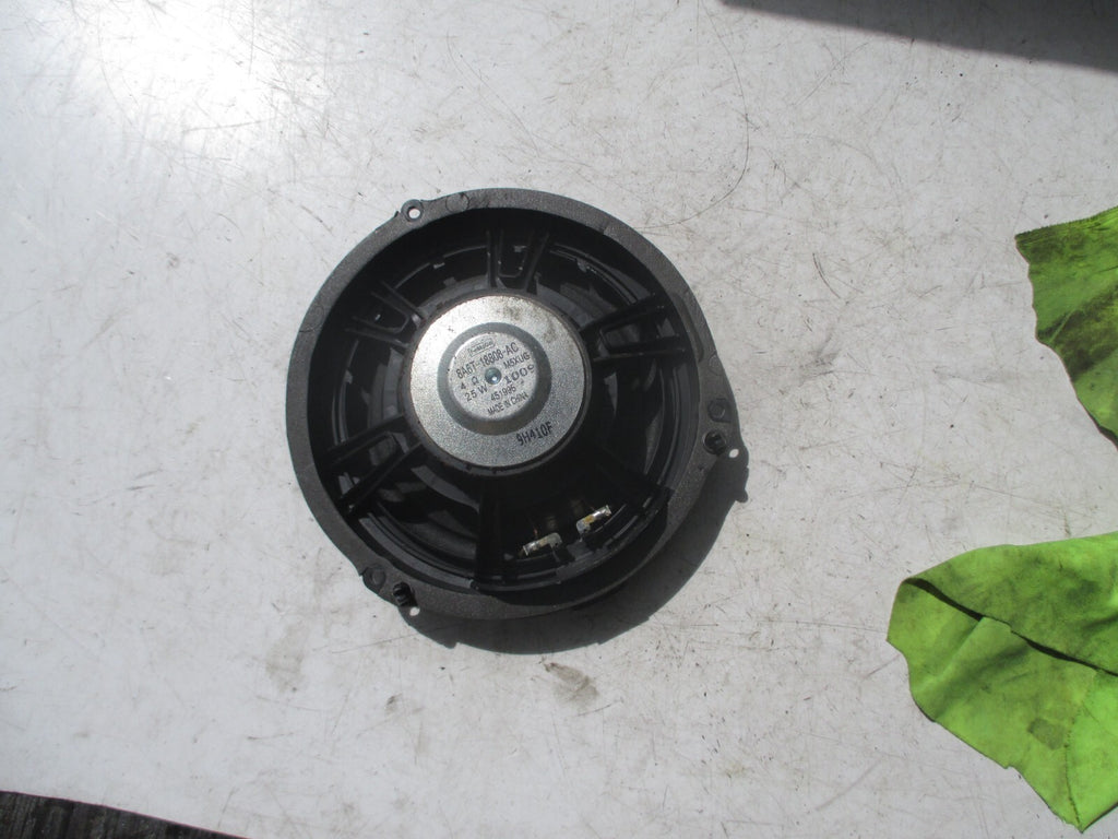 FORD FIESTA MK7 2007 OSF DRIVER SIDE FRONT DOOR SPEAKER 8A6T-18808-AC