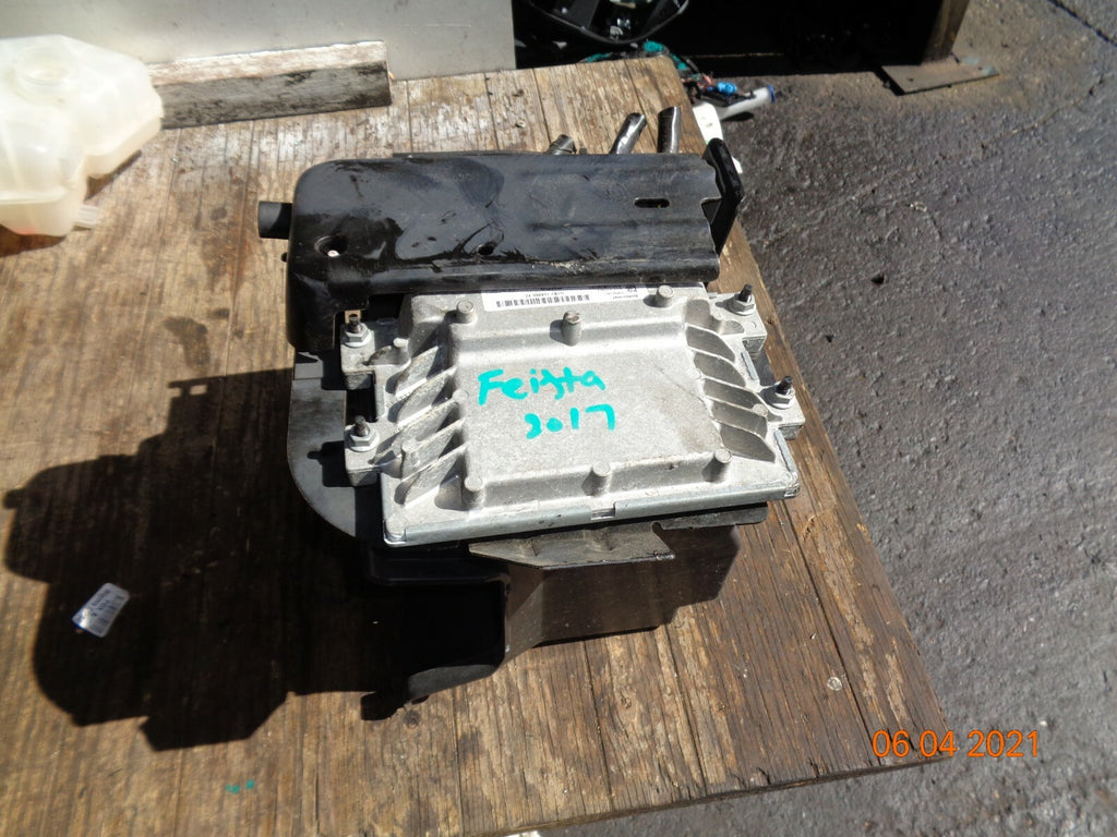 FORD FIESTA MK7 2017 1.25 PETROL ENGINE ECU G1B112A650XC