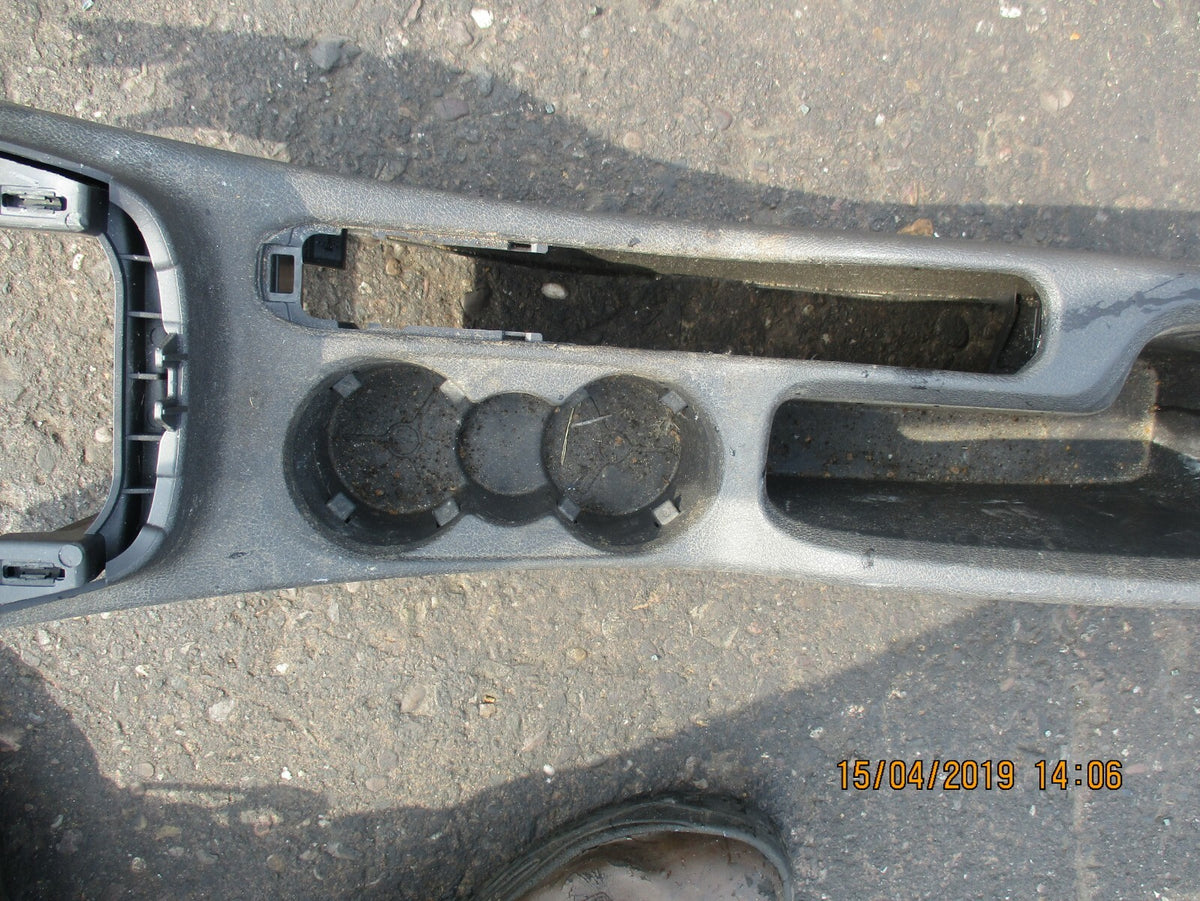 FIAT PUNTO EVO CUP HOLDERS GEAR STICK & HANDBRAKE CENTRE CONSOLE TRIM