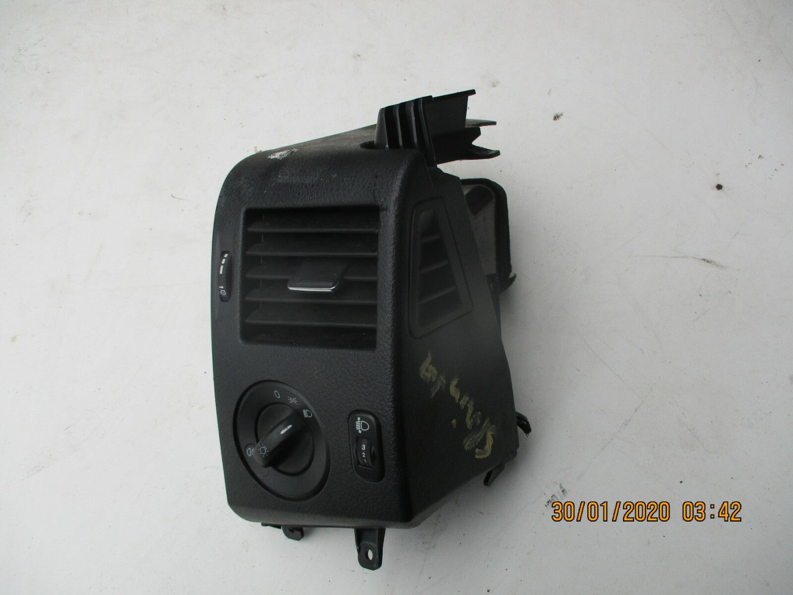 MERCEDES SPRINTER W906 2013 OS DRIVER SIDE HEADLIGHT SWITCH VENT A9065450104