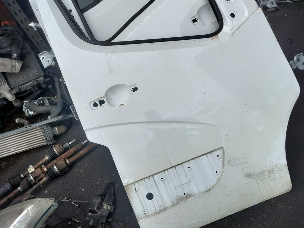 2023 RENAULT MASTER MK3 OSF DRIVER SIDE FRONT DOOR BARE WHITE