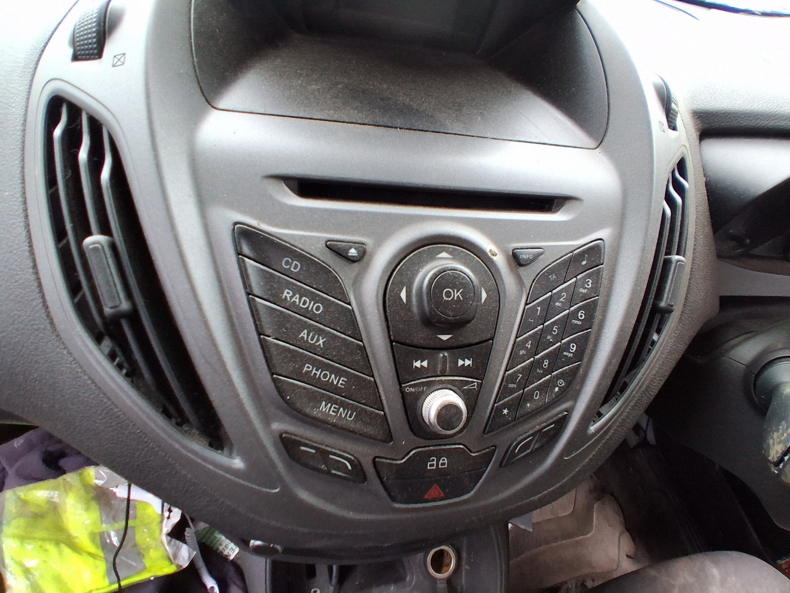2015 FORD TRANSIT COURIER MK1 RADIO STEREO CONTROL PANEL