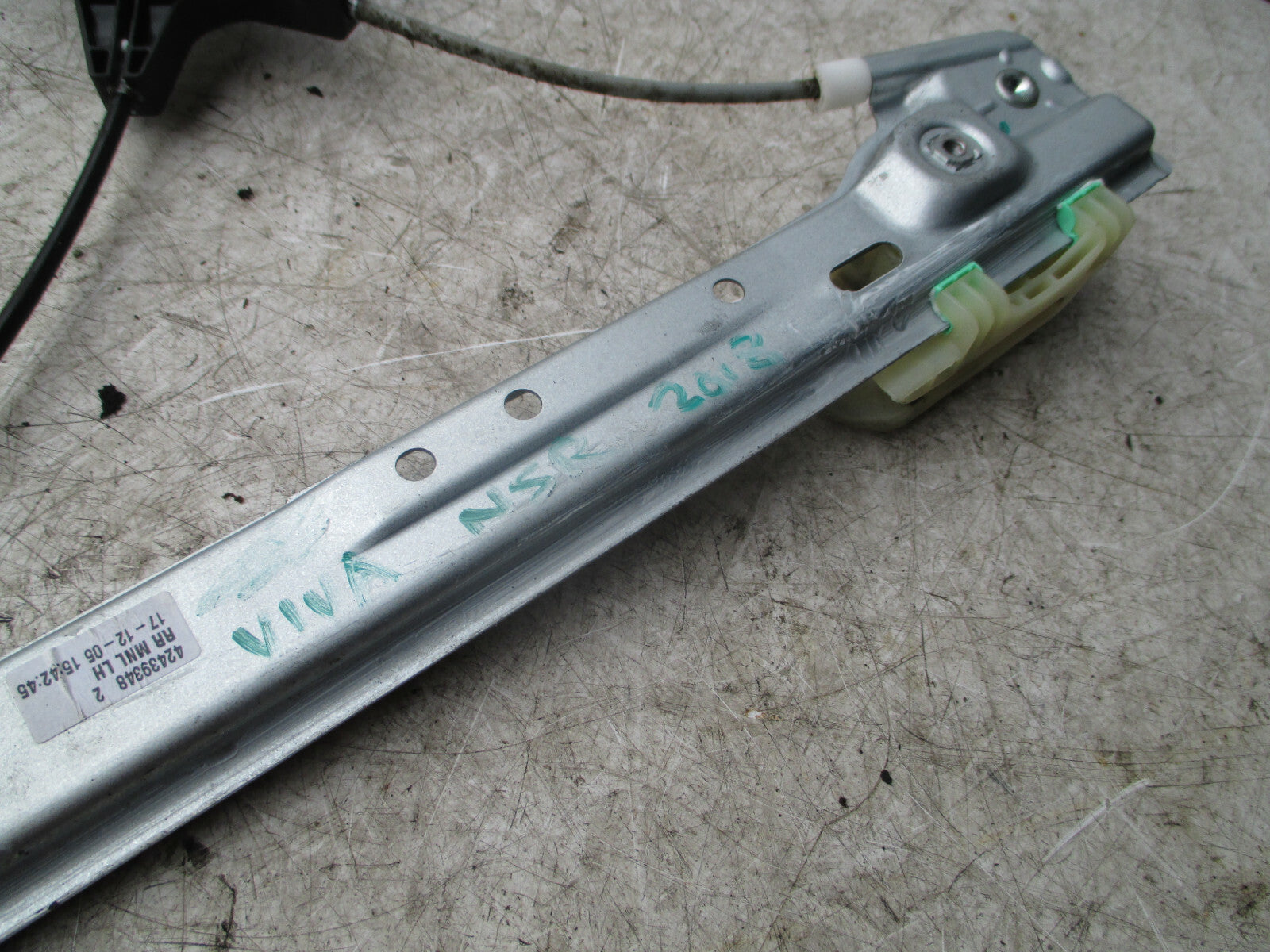 VAUXHALL VIVA 2018 NSR PASSENGER SIDE REAR DOOR WINDOW REGULATOR 42439348