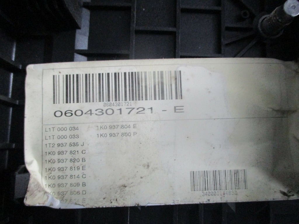 VW VOLKSWAGEN TOURAN MK1 2006 FUSE BOX RELAY UNIT MODULE 1K0937804