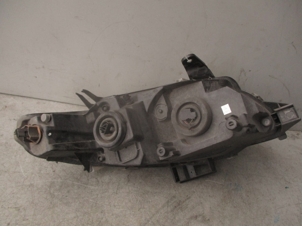 2010 FORD DORCHESTER COLEMAN MILNE NSR PASSENGER FRONT HEAD LIGHT 8R2913006