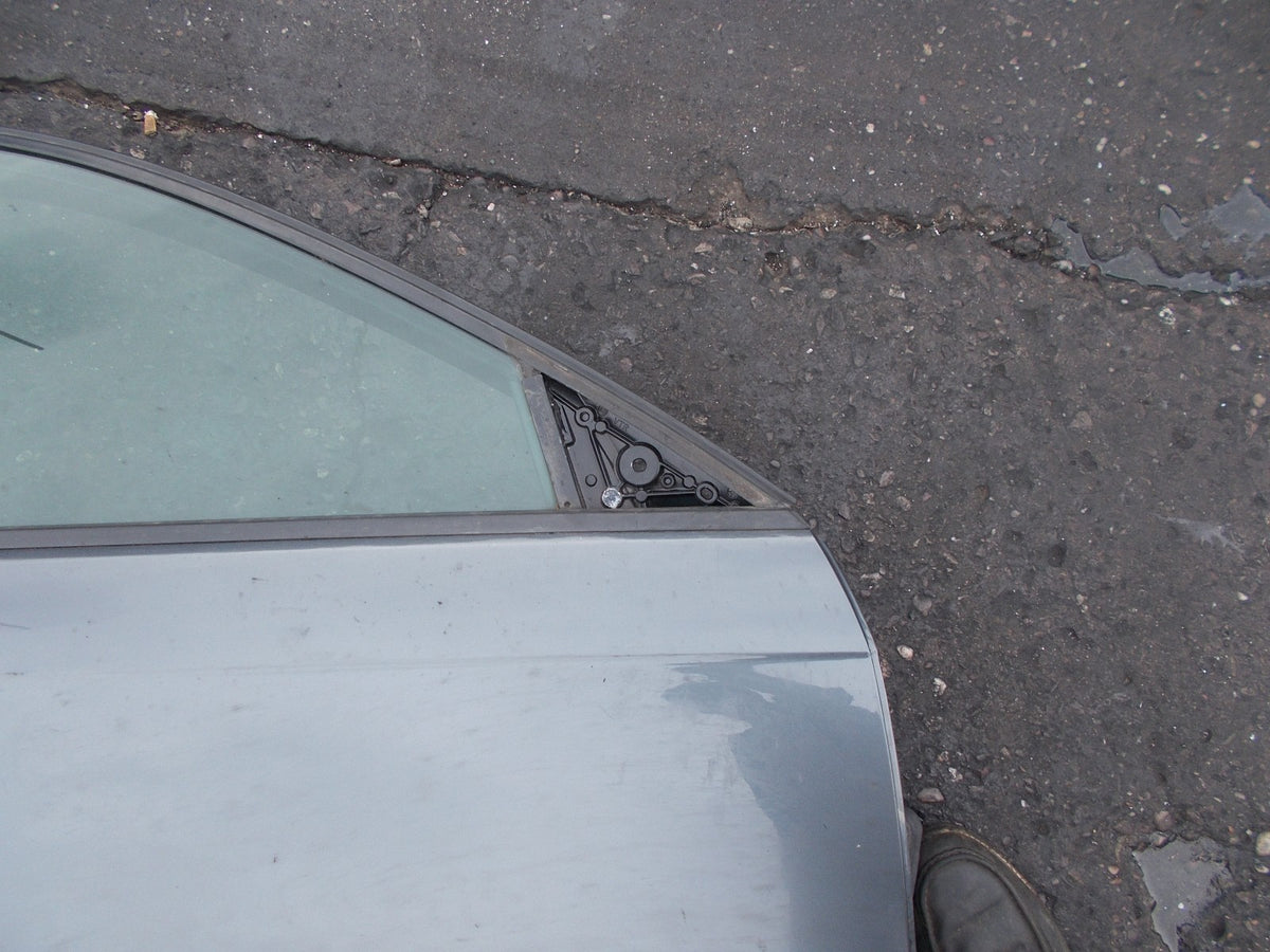 AUDI A3 8P FRONT OS/ DRIVER SIDE DOOR WITH DOOR CARD 8P4837630