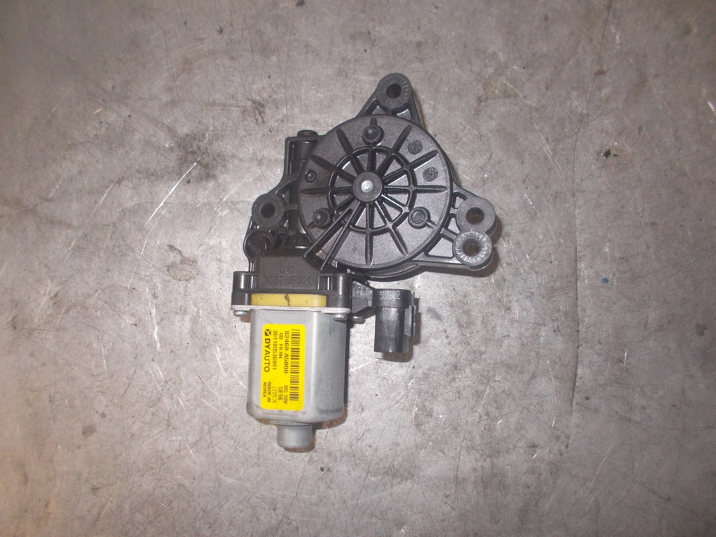 HYUNDAI i30 GD MK2 2015 OSF DRIVER SIDE FRONT WINDOW REGULATOR 82460A5000