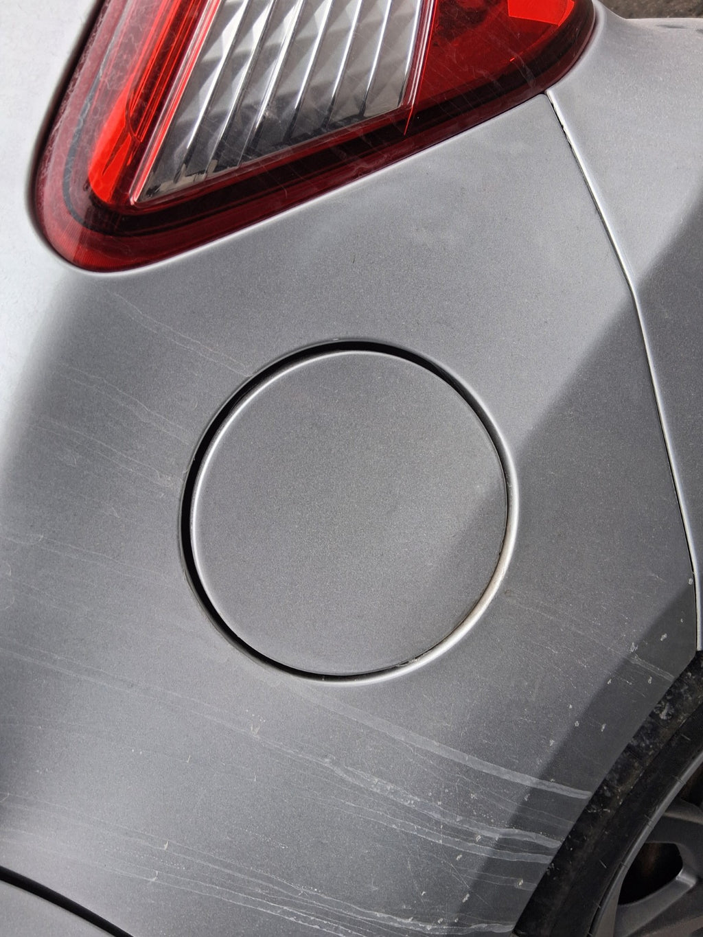 TOYOTA YARIS MK3 2019 FUEL FILLER FLAP GREY 2SN