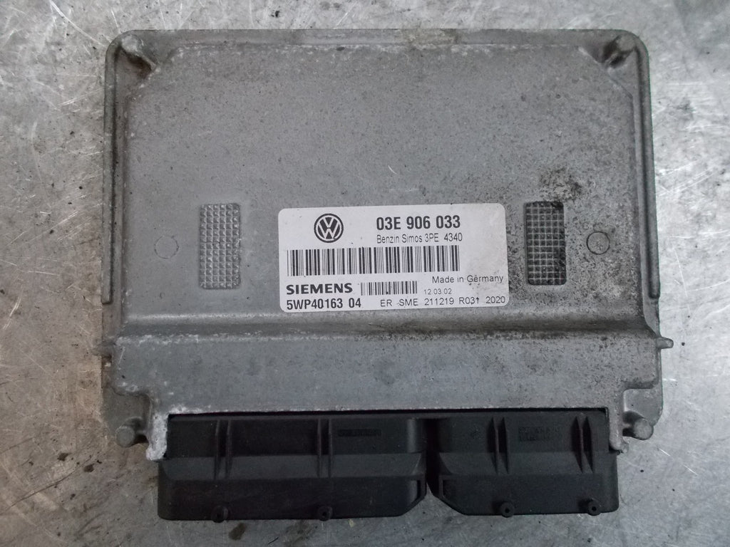 2002 VW POLO E 1.2 PETROL ENGINE CONTROL UNIT  ENGINE ECU 03E906033 5WP4016304