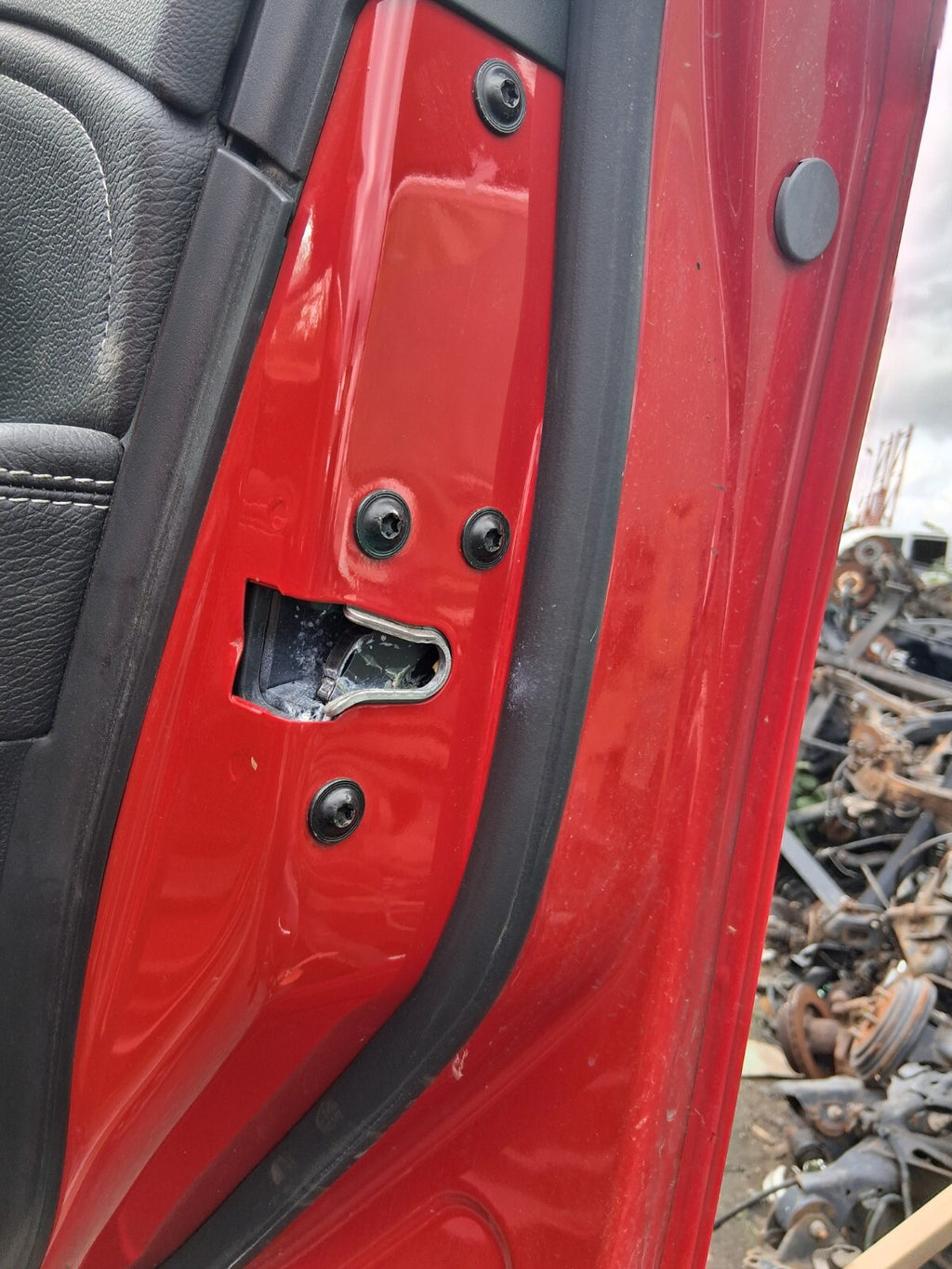 2015 VAUXHALL ASTRA J OSF DRIVER SIDE FRONT DOOR LOCK MECHANISM