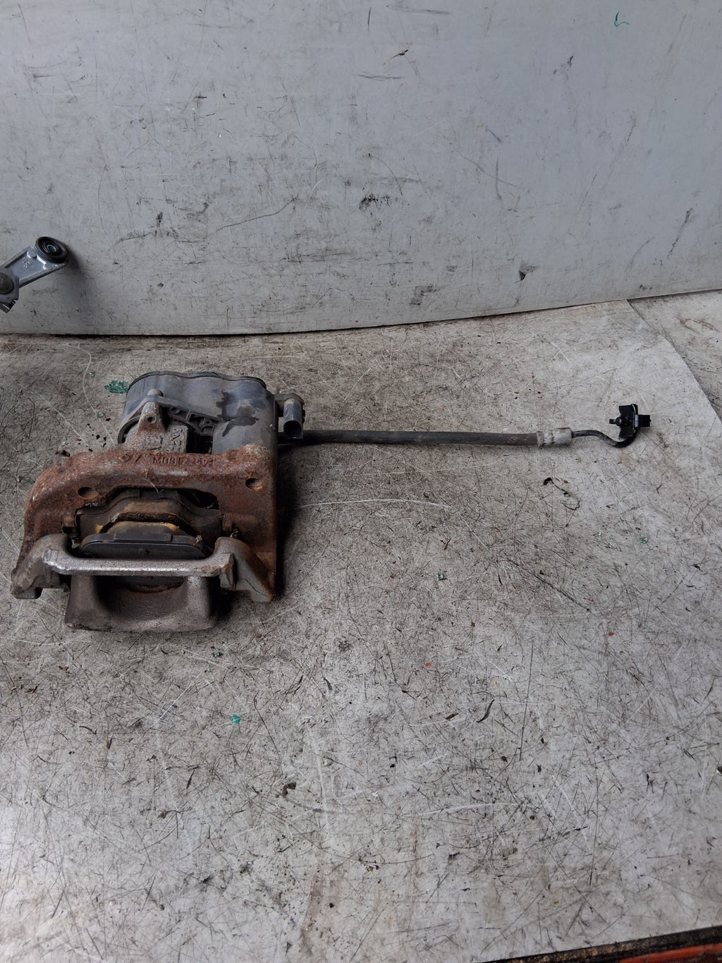 2018 PEUGEOT 5008 REAR CALIPER AD777014