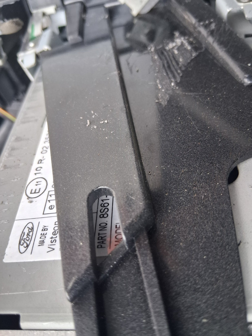 2006 FORD FIESTA MK6 CD PLAYER RADIO MULTIMEDIA AIR VENT HEAD UNIT 8S6118C815AA