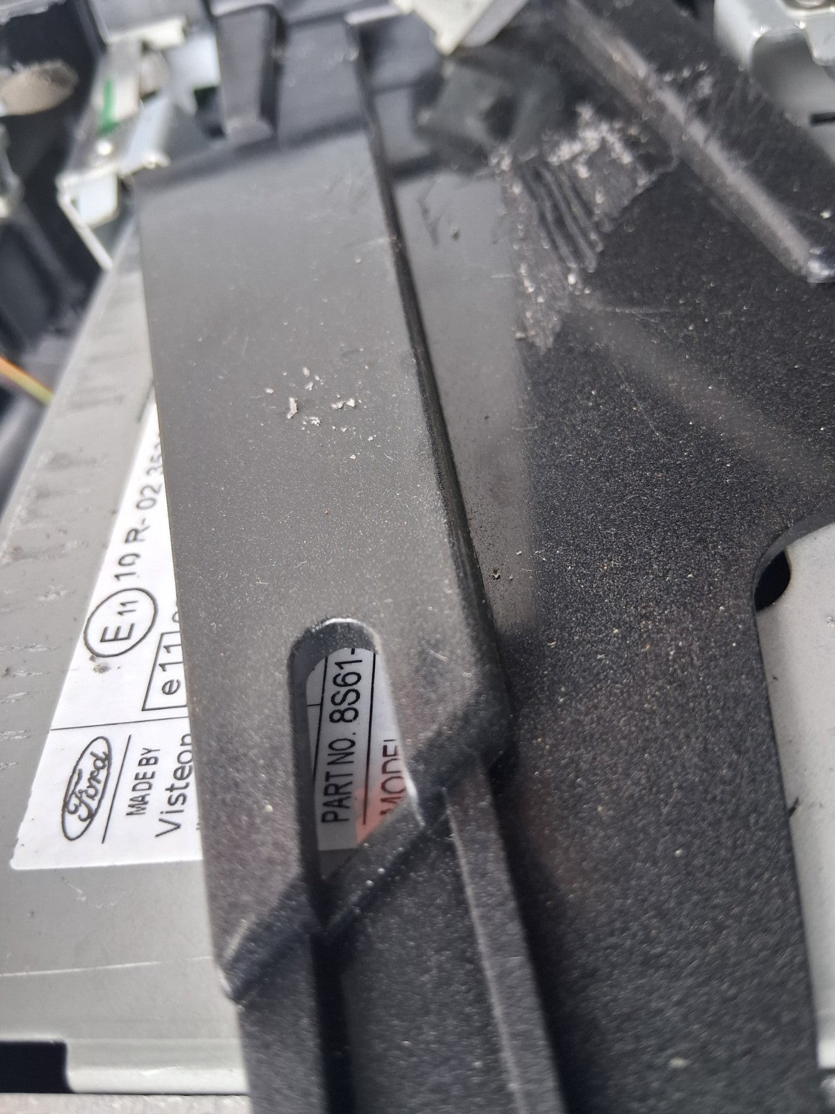 2006 FORD FIESTA MK6 CD PLAYER RADIO MULTIMEDIA AIR VENT HEAD UNIT 8S6118C815AA