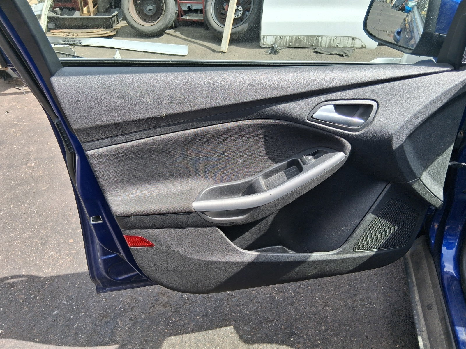 2015 FORD FOCUS MK3 HATCHBACK NSF PASSENGER SIDE FRONT DOOR CARD PANEL