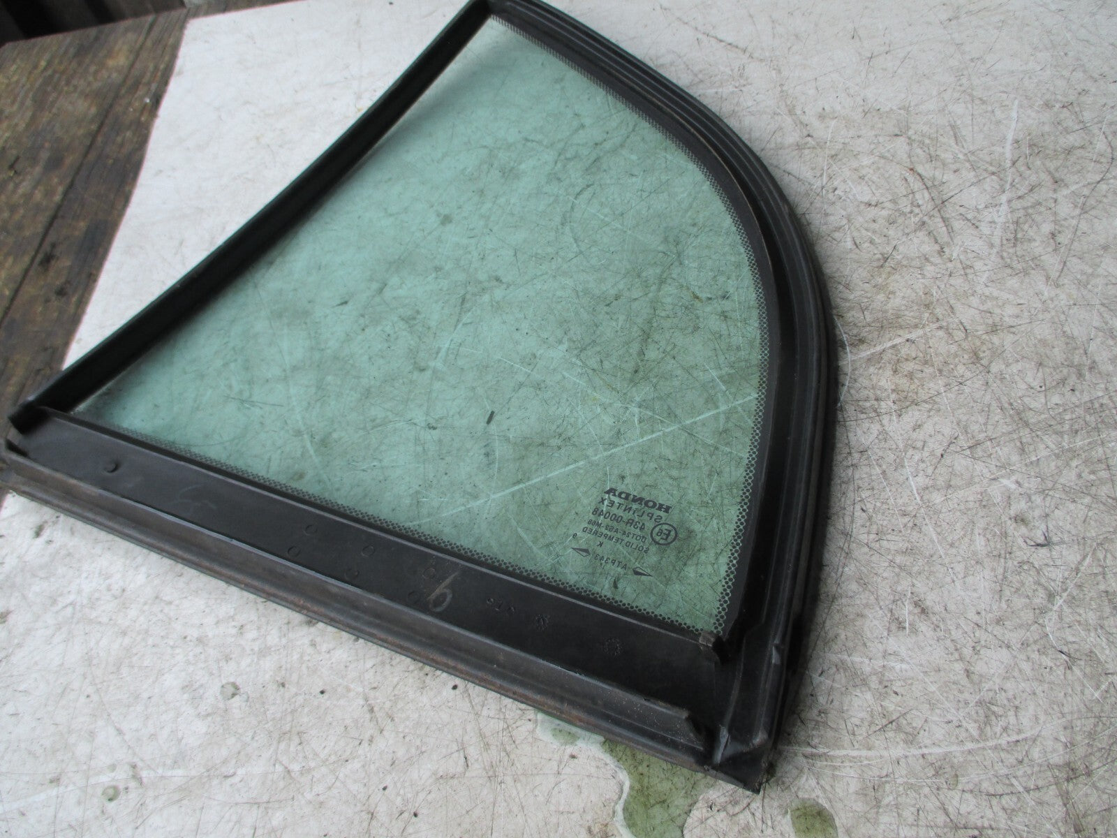 HONDA ACCORD MK6 NSR PASSENGER SIDE REAR QUARTER WINDOW GLASS