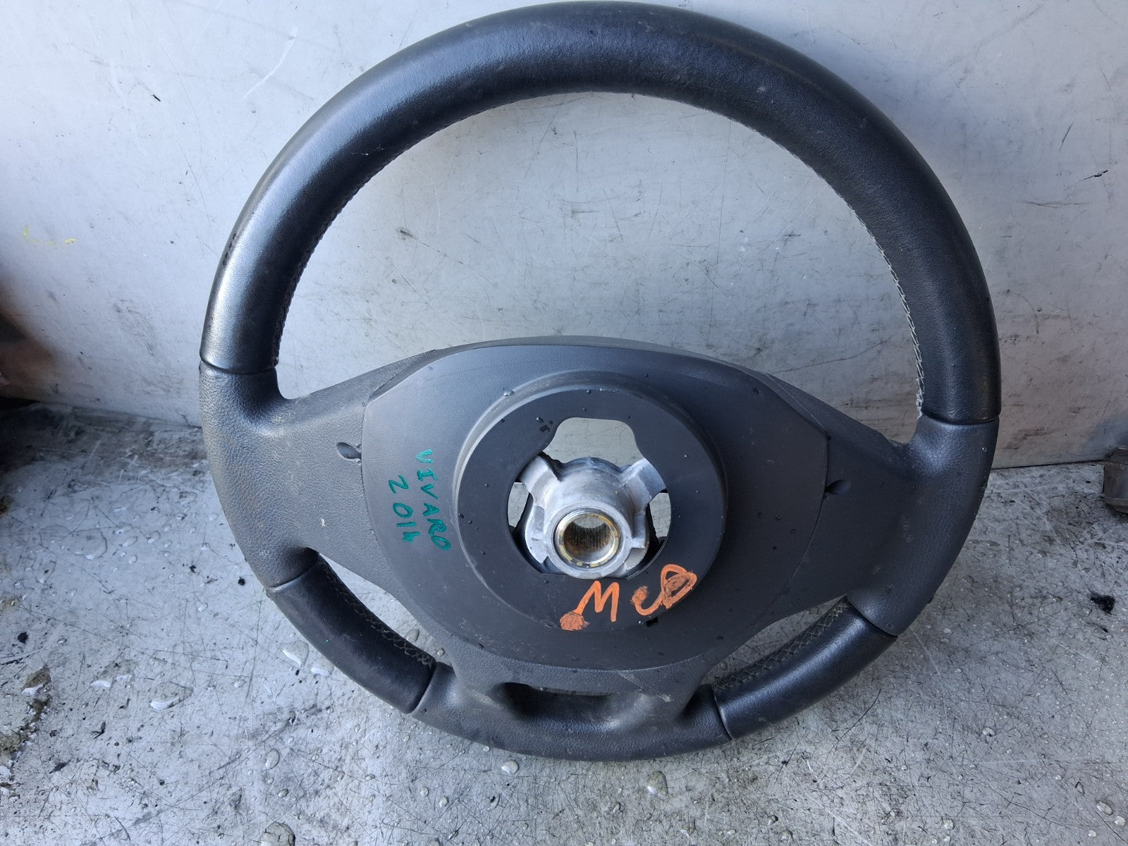VAUXHALL VIVARO MK2 2014 SPORTIVE STEERING WHEEL 93868108