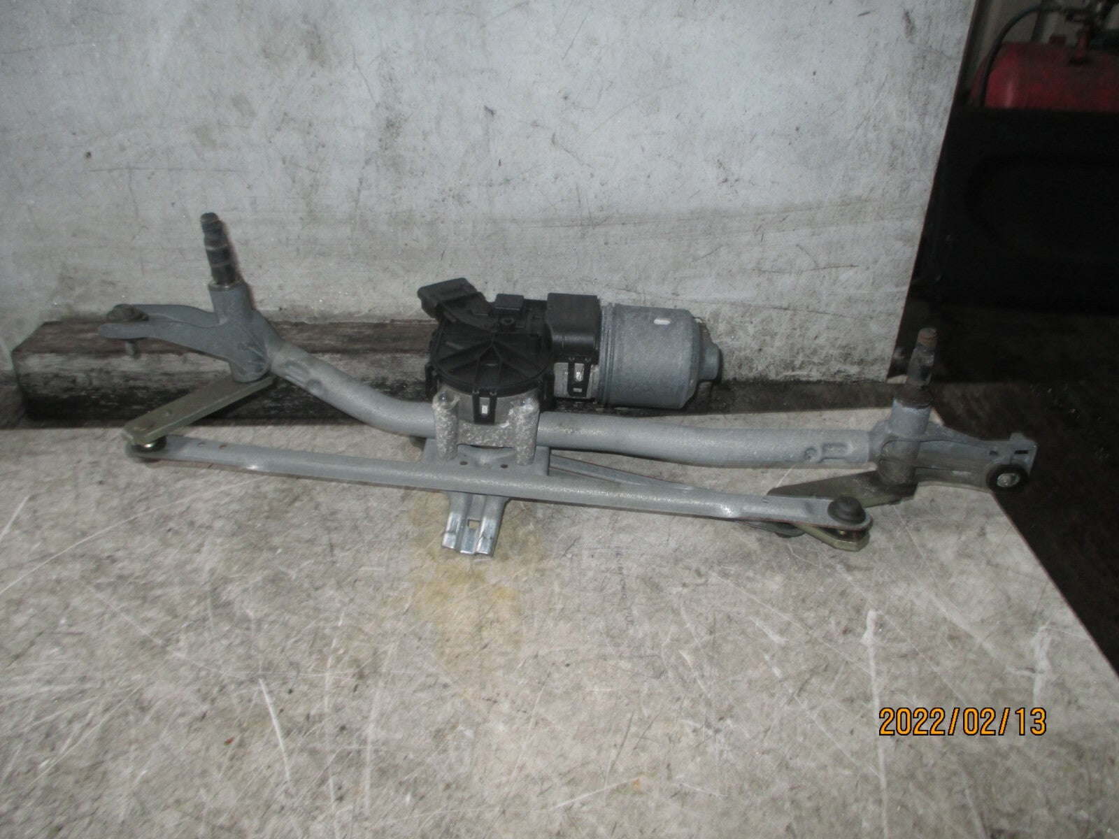 PEUGEOT PARTNER CITROEN BERLINGO 2014 FRONT WIPER MOTOR LINKAGE 9683100780