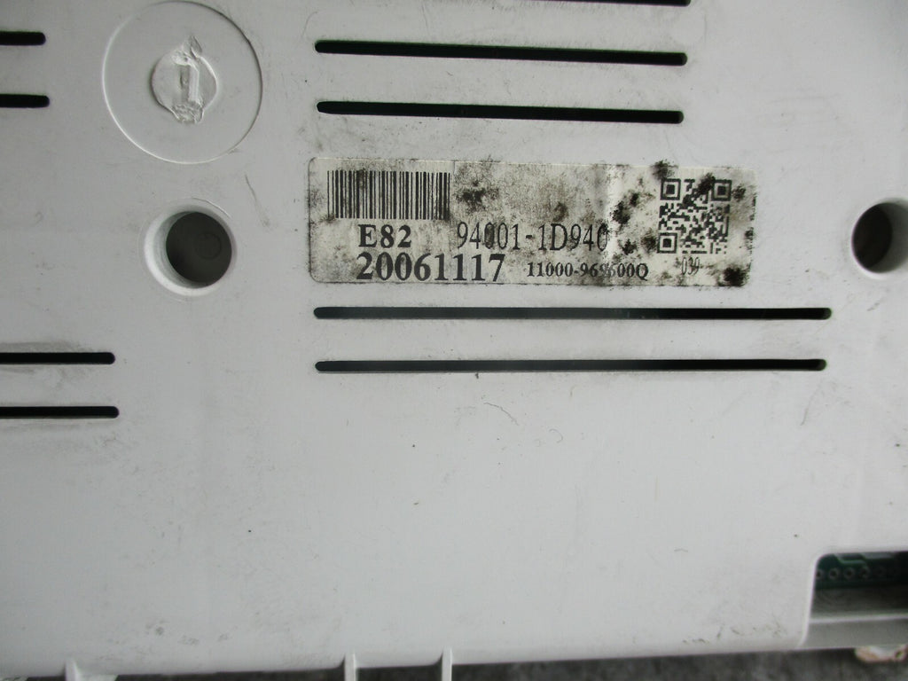KIA CARENS UN (MK2) 2.0 CRDI INSTRUMENT CLUSTER SPEEDO CLOCK 940011D940