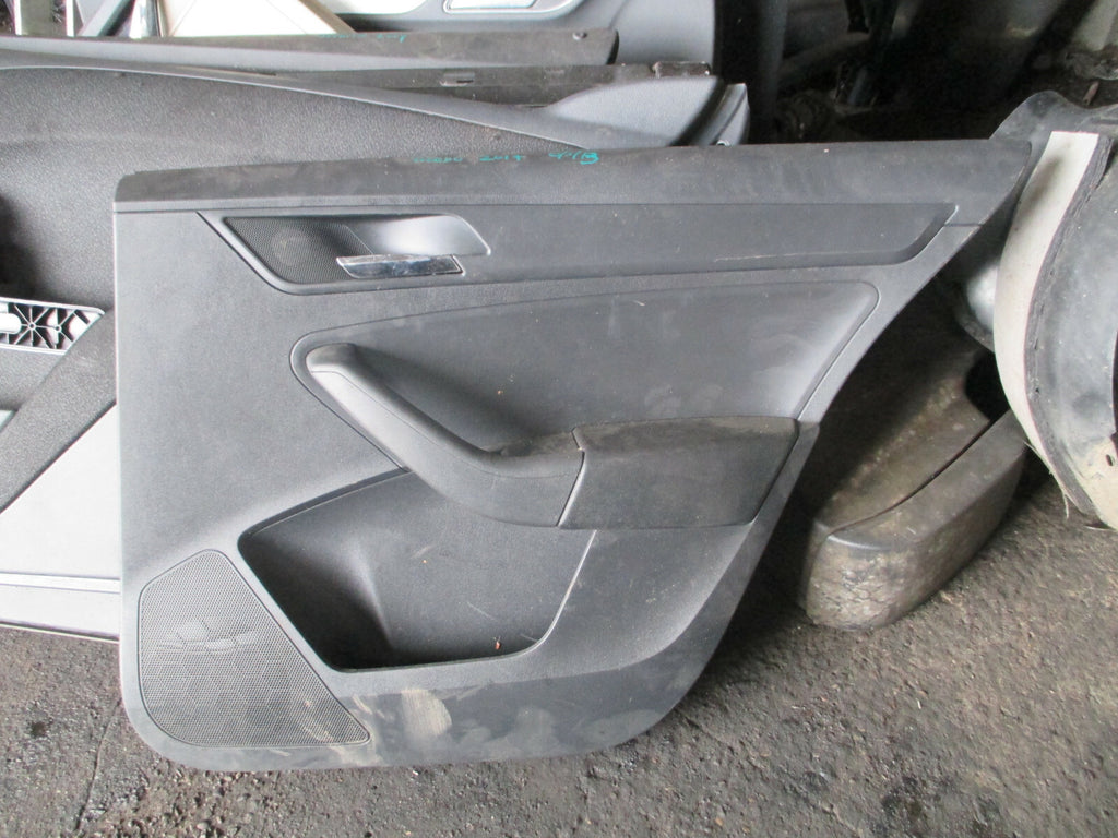 2017 SEAT TOLEDO MK4 KG OSR DRIVER SIDE REAR DOOR CARD TRIM PANEL