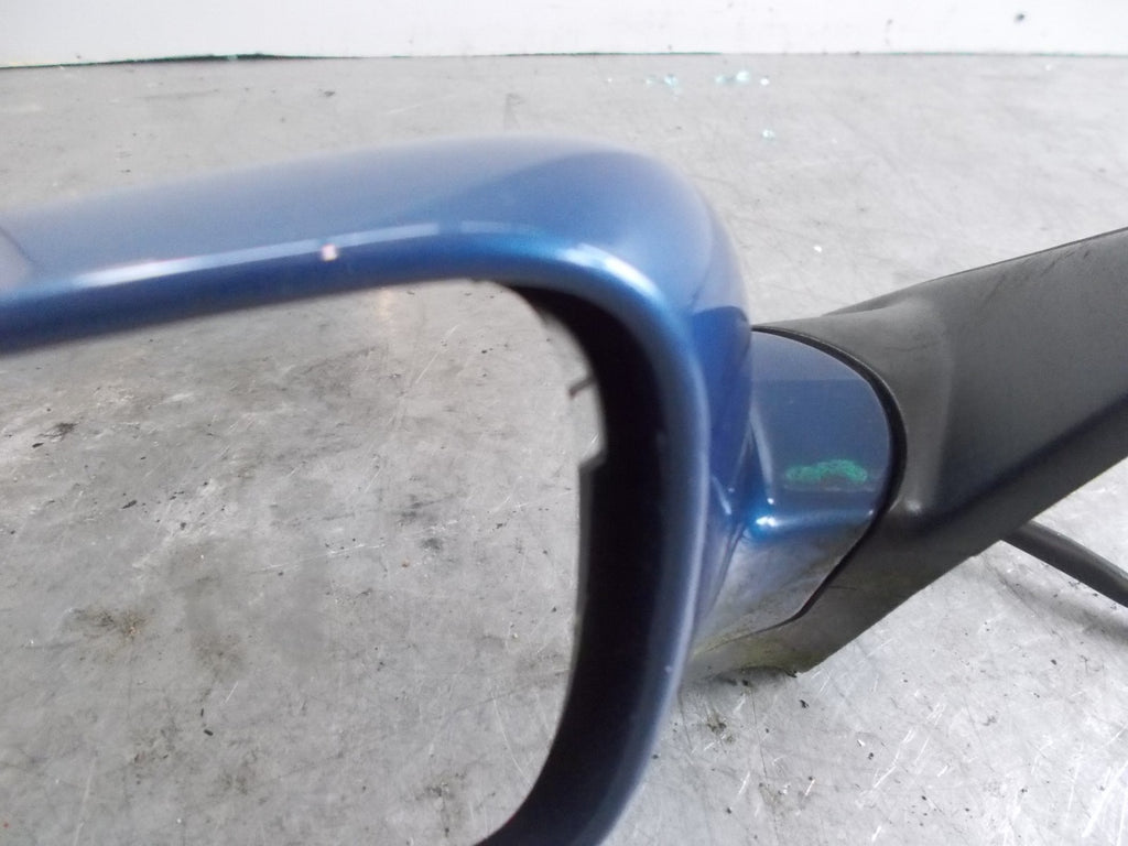 VOLKSWAGEN PASSAT NS/ PASSENGER SIDE BLUE ELECTRIC WING MIRROR RLL36943