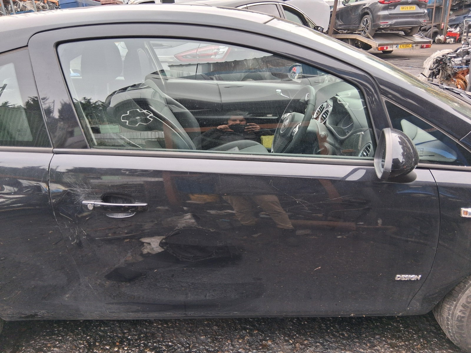 2009 VAUXHALL CORSA D 3 DOOR OSF DRIVER SIDE RIGHT COMPLETE DOOR BLACK