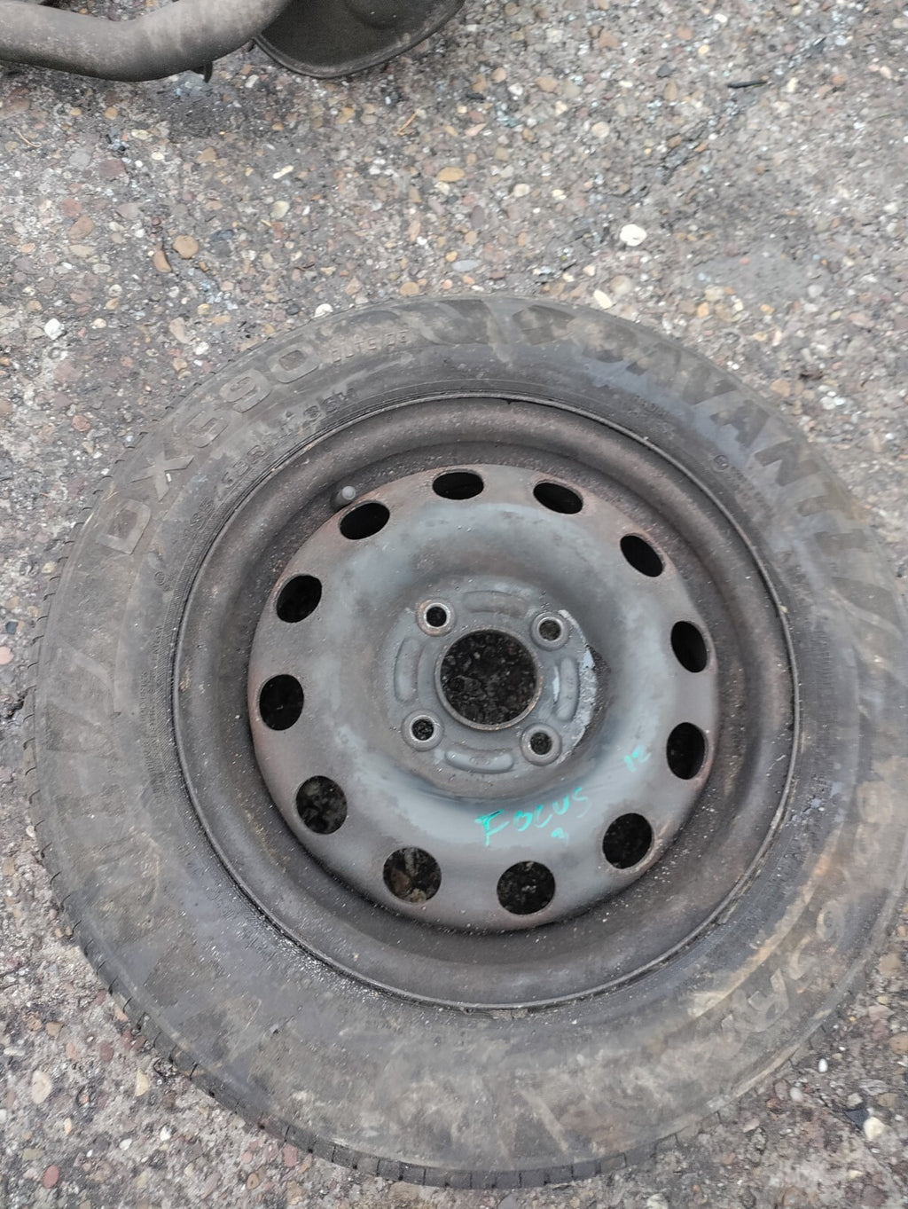 2002 FORD FOCUS MK1 14 INCH STEEL WHEEL WITH TYRE 185/65R14 REF 3