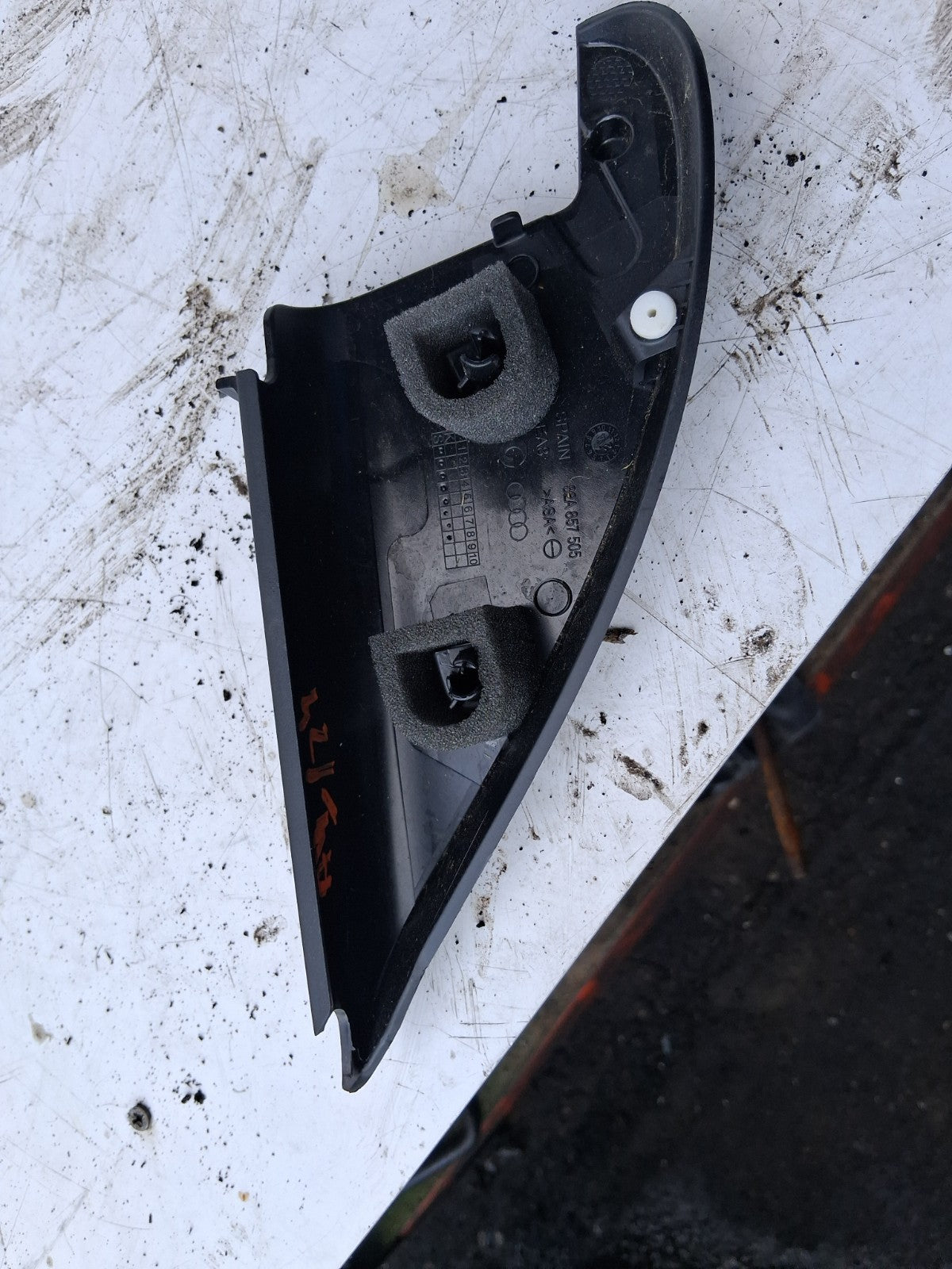 2024 AUDI A1 S LINE MK2 NSF PASSENGER SIDE FRONT LEFT DOOR TRIM 82A857505