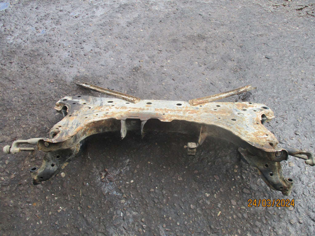 FORD TRANSIT COURIER 2014 1.6 DIESEL FRONT METAL SUBFRAME