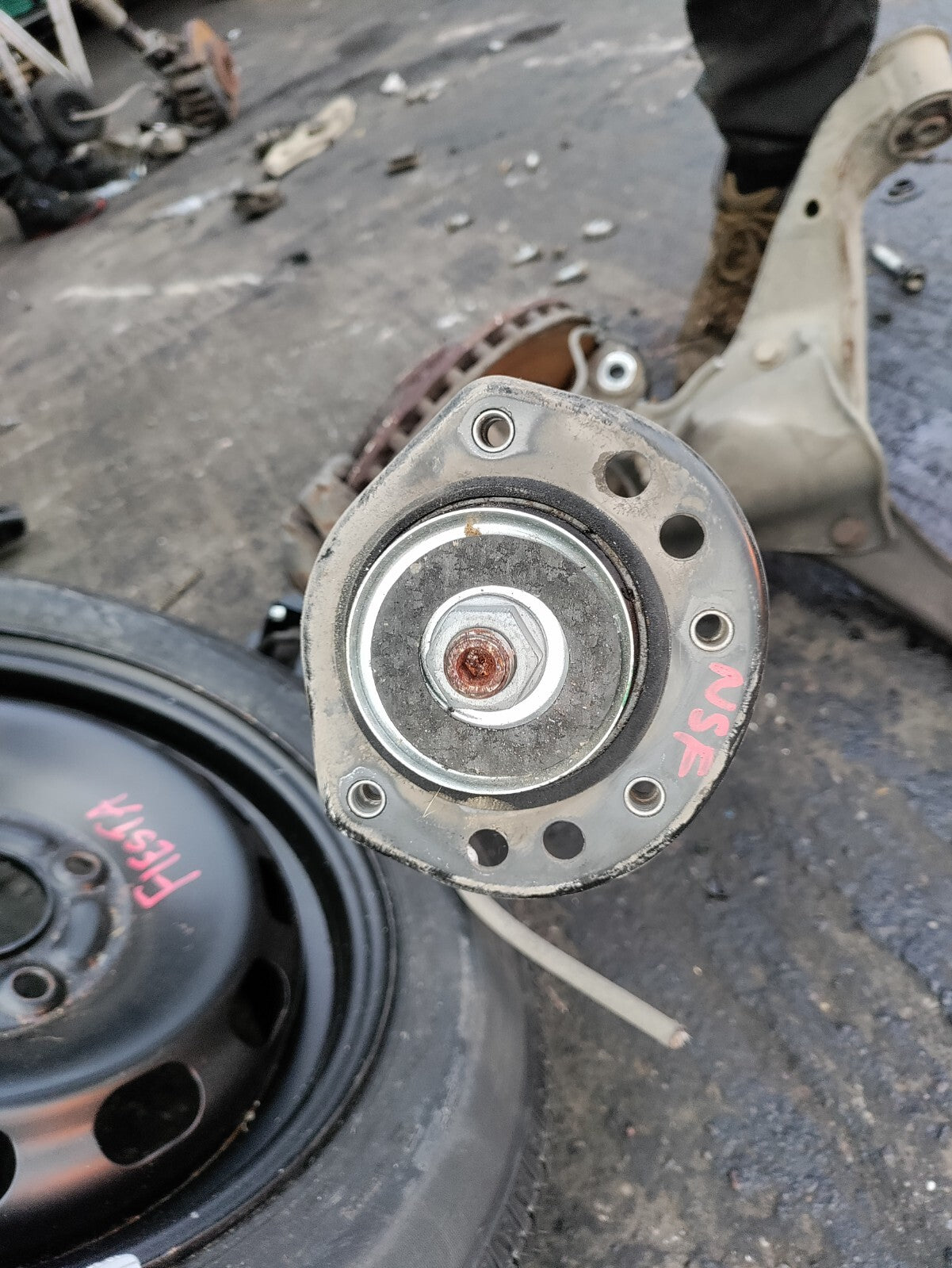 2021 MERCEDES BENZ SPRINTER W907 2.1 D NSF PASSENGER SIDE FRONT LEG A9073205201
